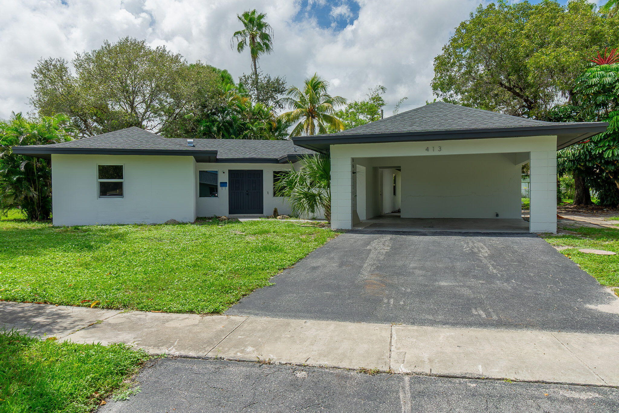 413 N Ware Drive — photo