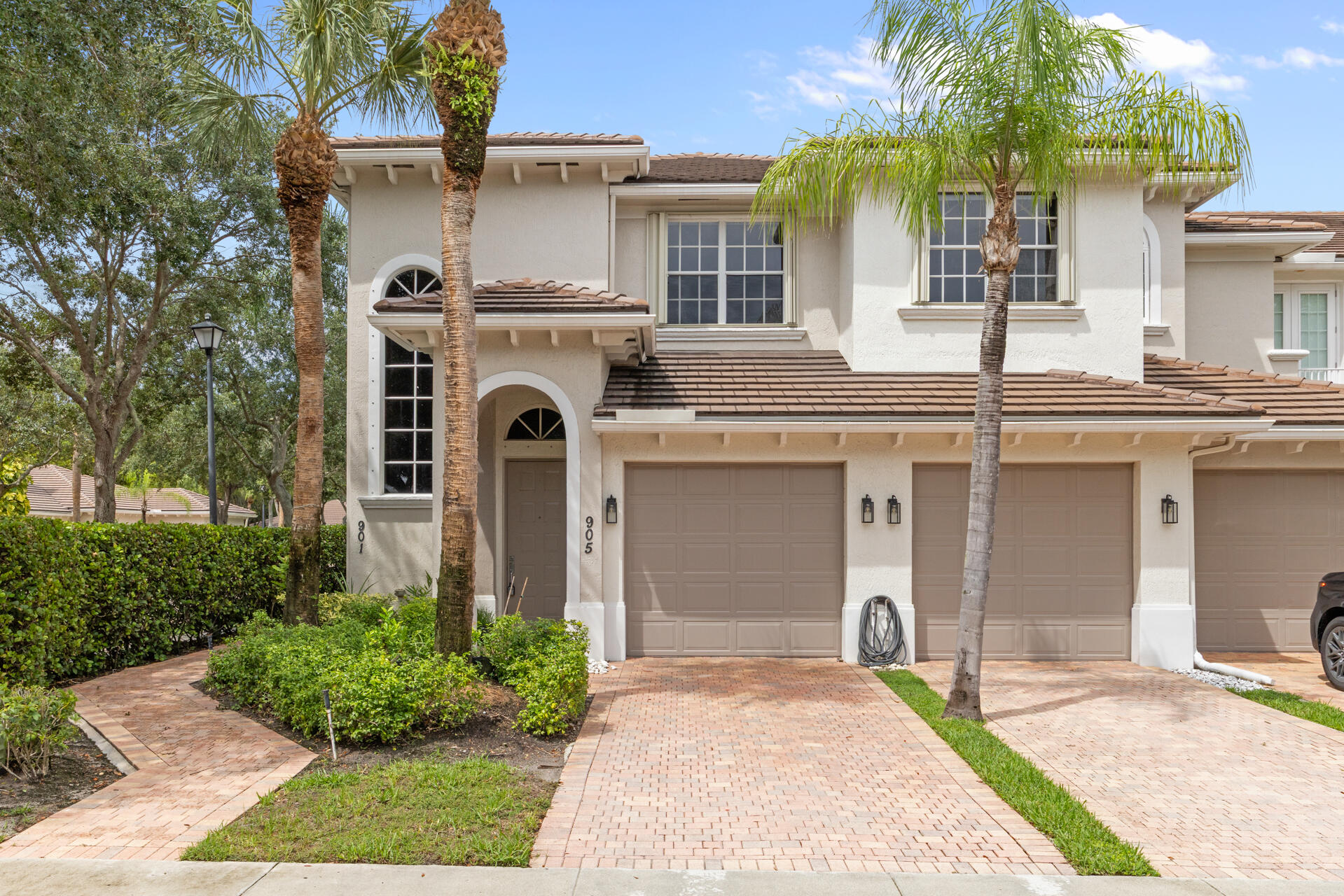 6380 Bella Circle 905 — photo