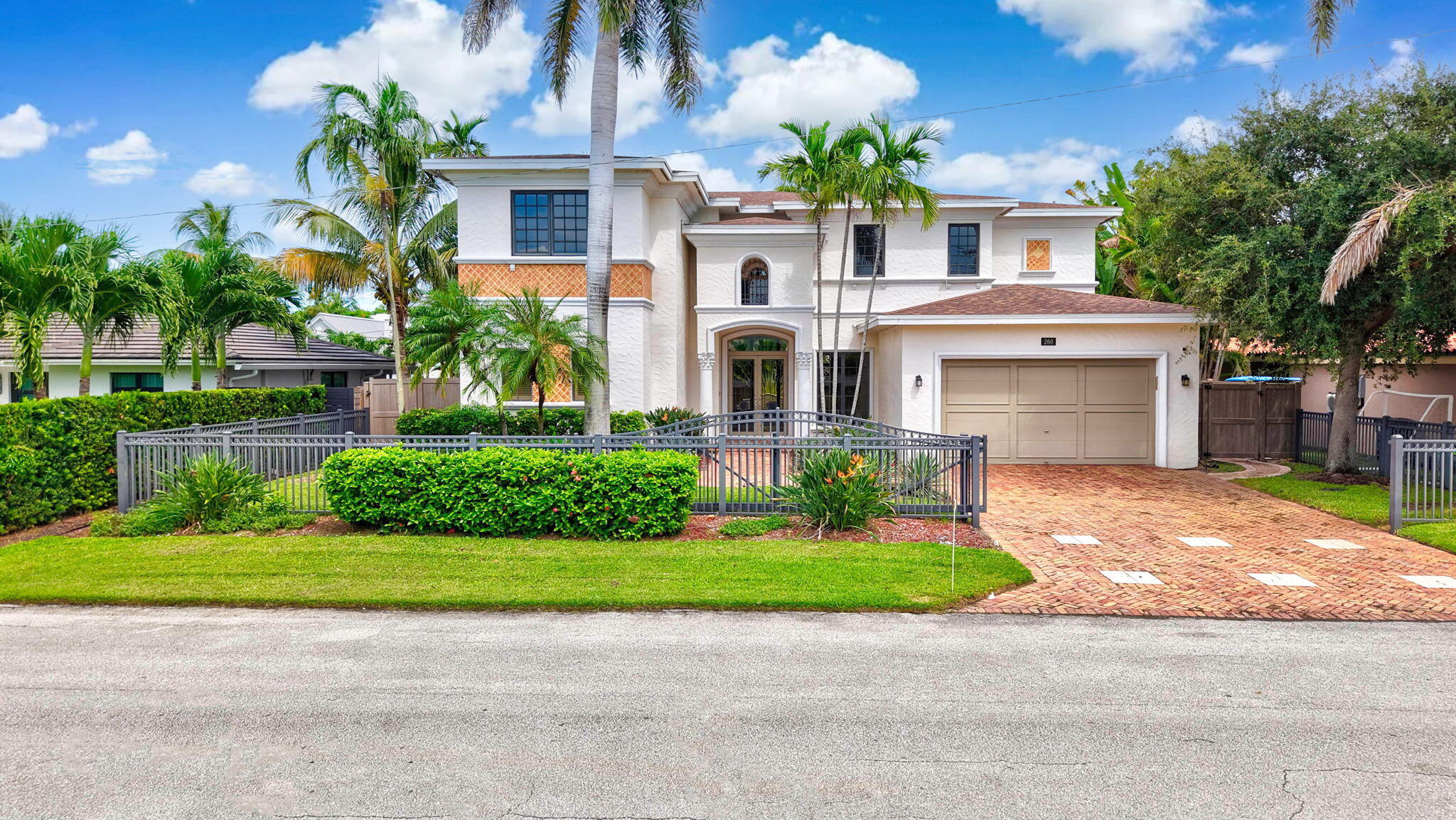 260 NE Wavecrest Court, Boca Raton, FL 33432 — photo 2