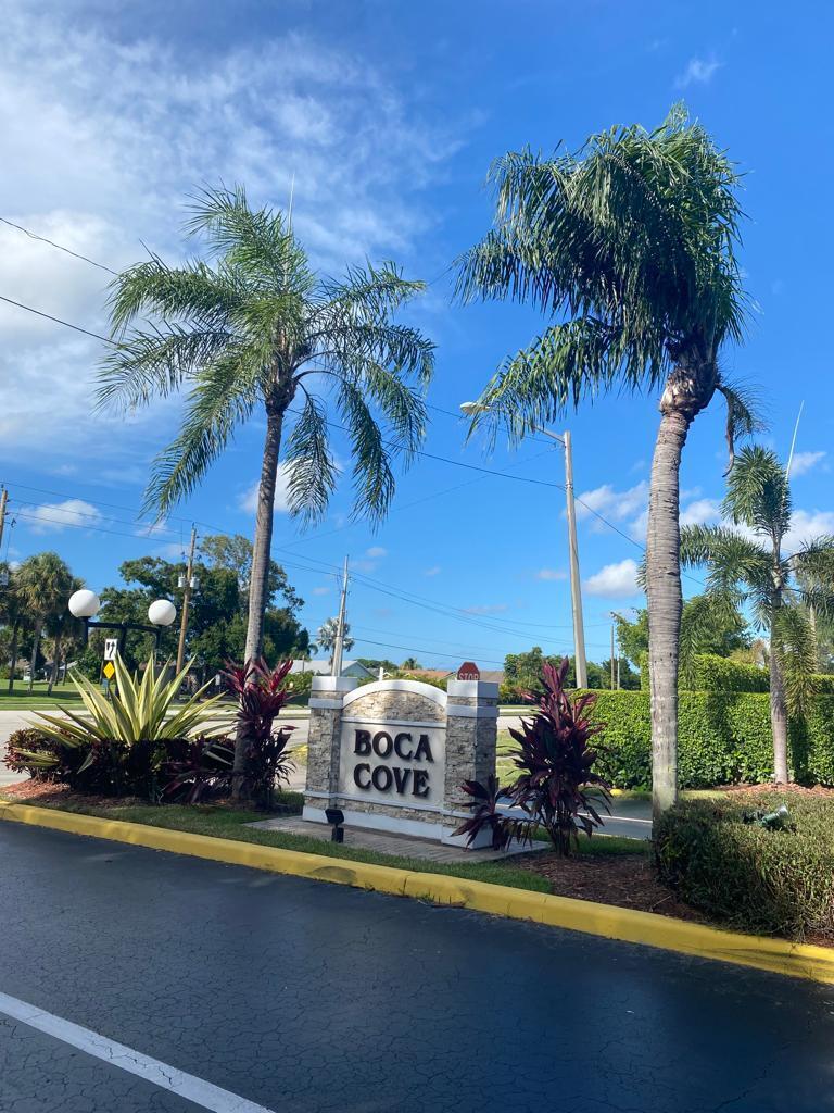 9539 Boca Cove Circle 105 — photo