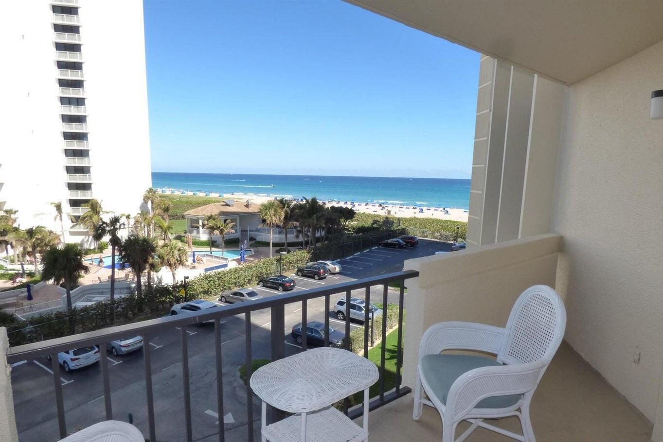 2800 N Ocean Drive B-5c — photo