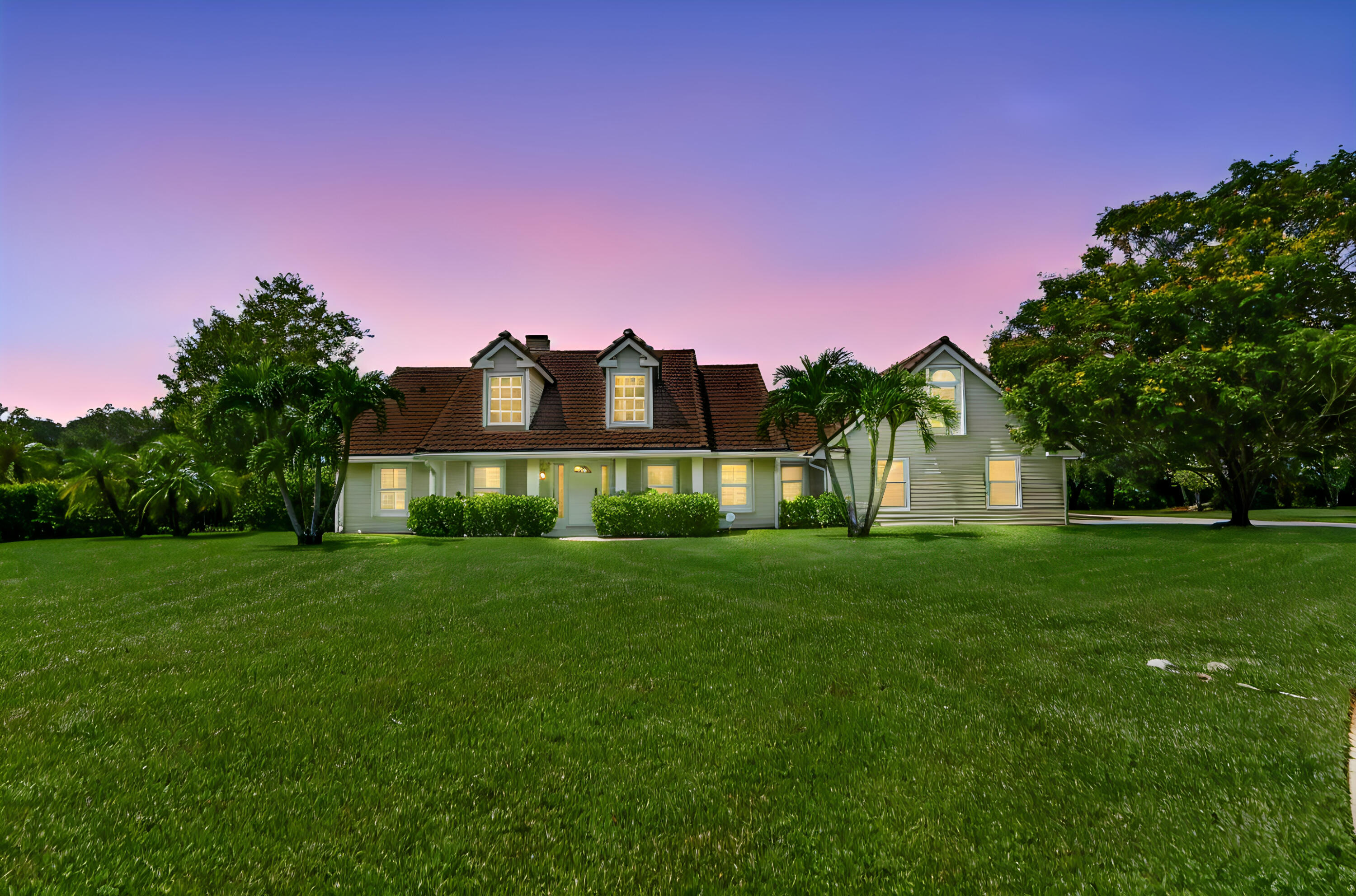 5703 Lago Del Sol Drive — photo