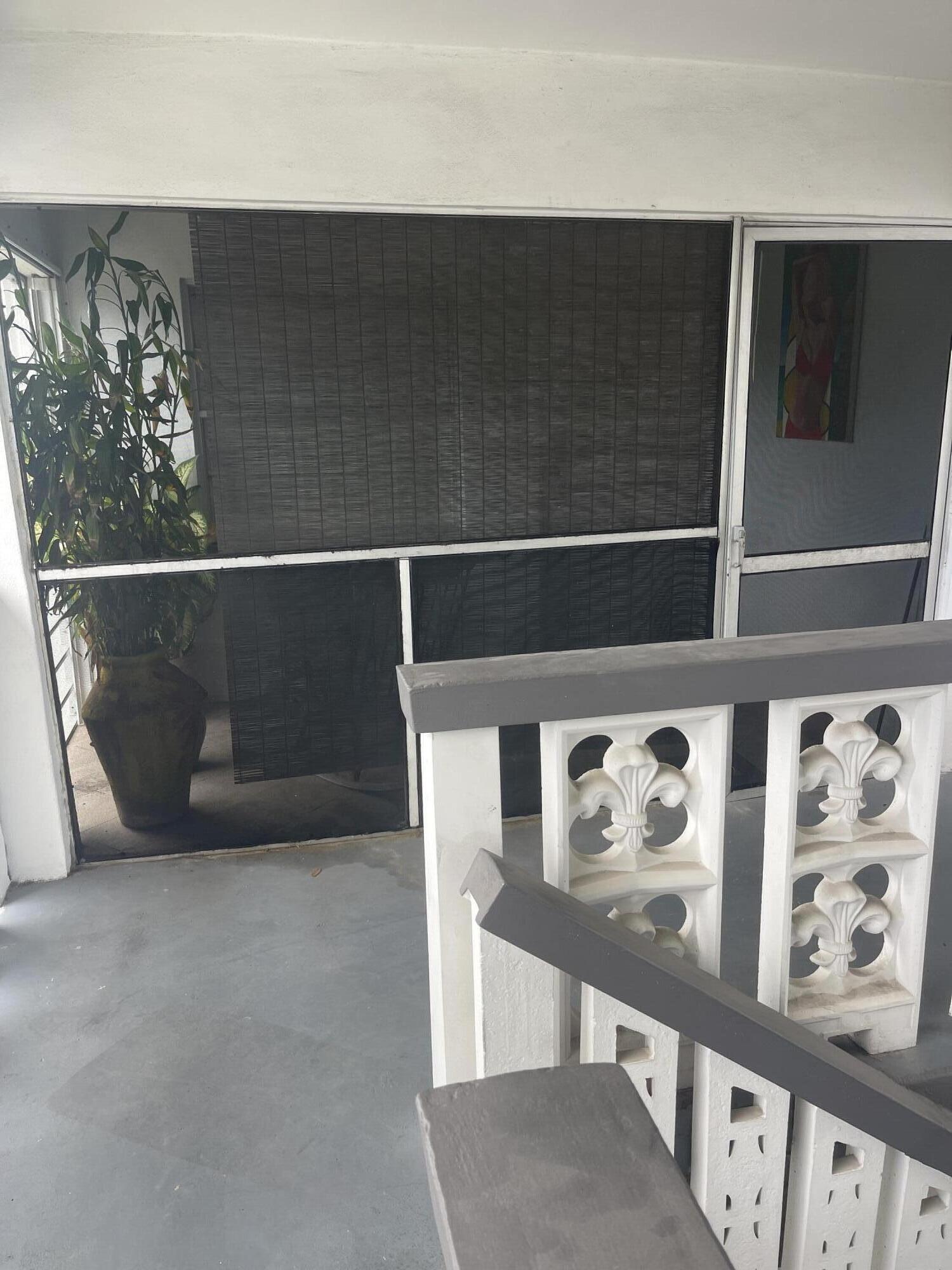 1700 Cleveland Street Apt 204 — photo