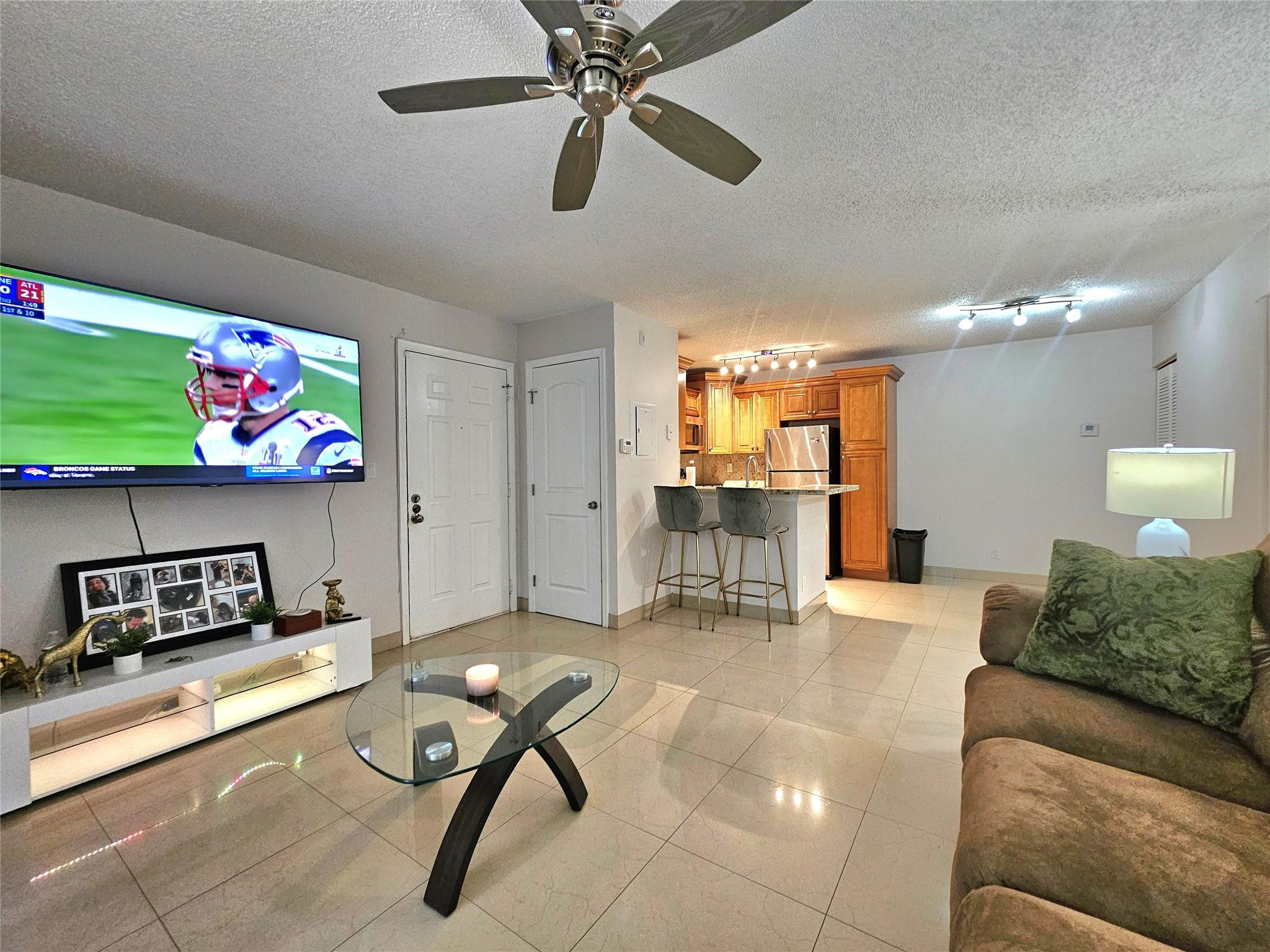 701 Lyons Road 13103 — photo