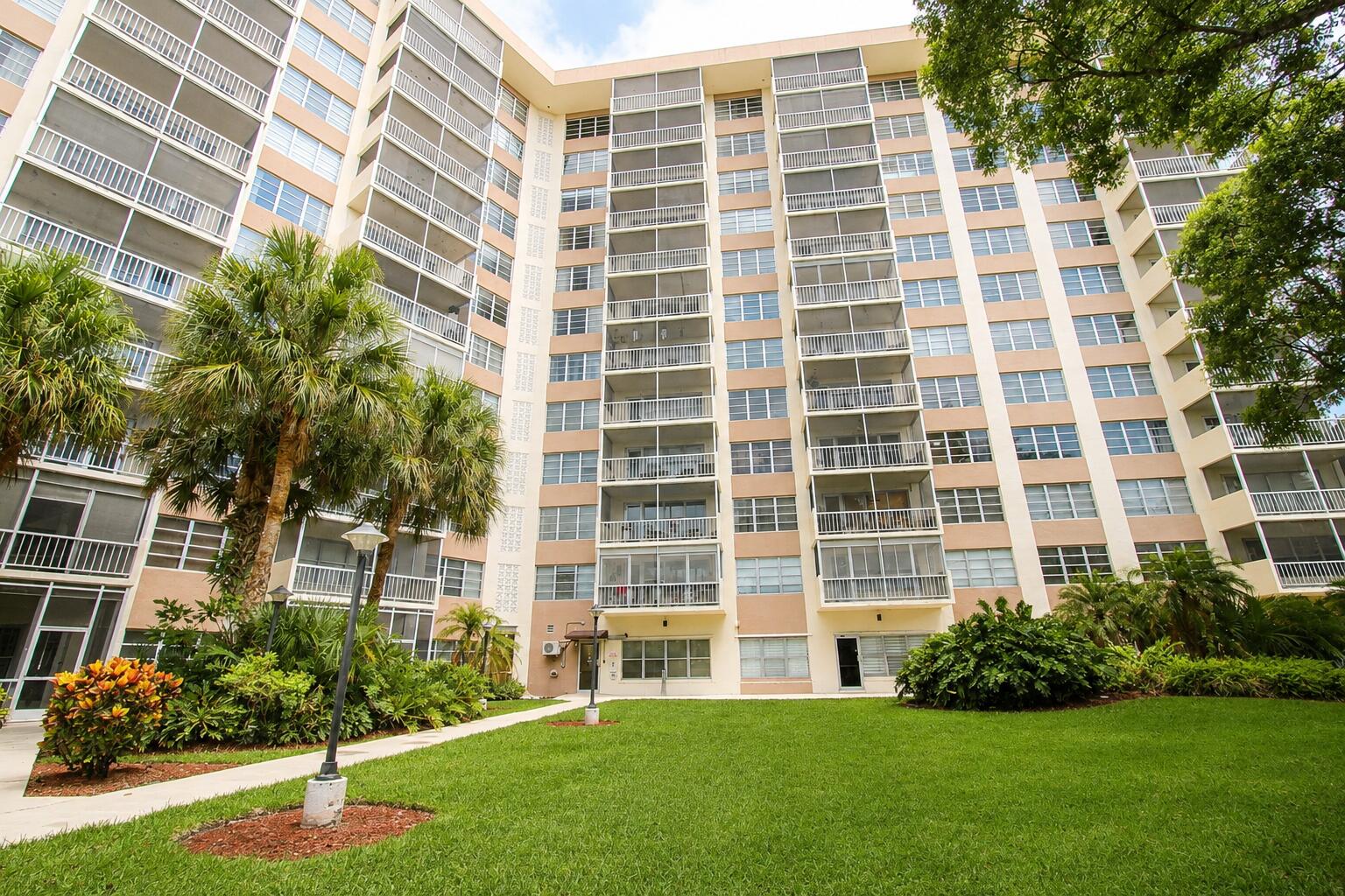 10777 W Sample Road 716 — photo