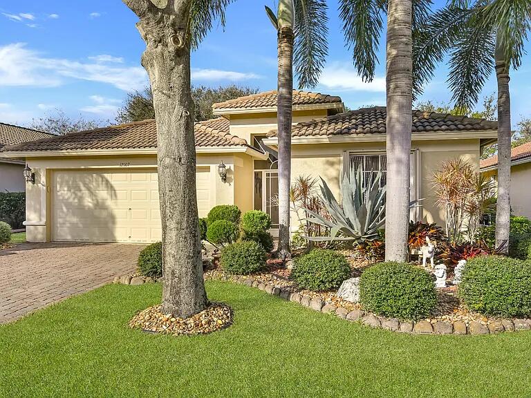 12107 Roma Road — photo