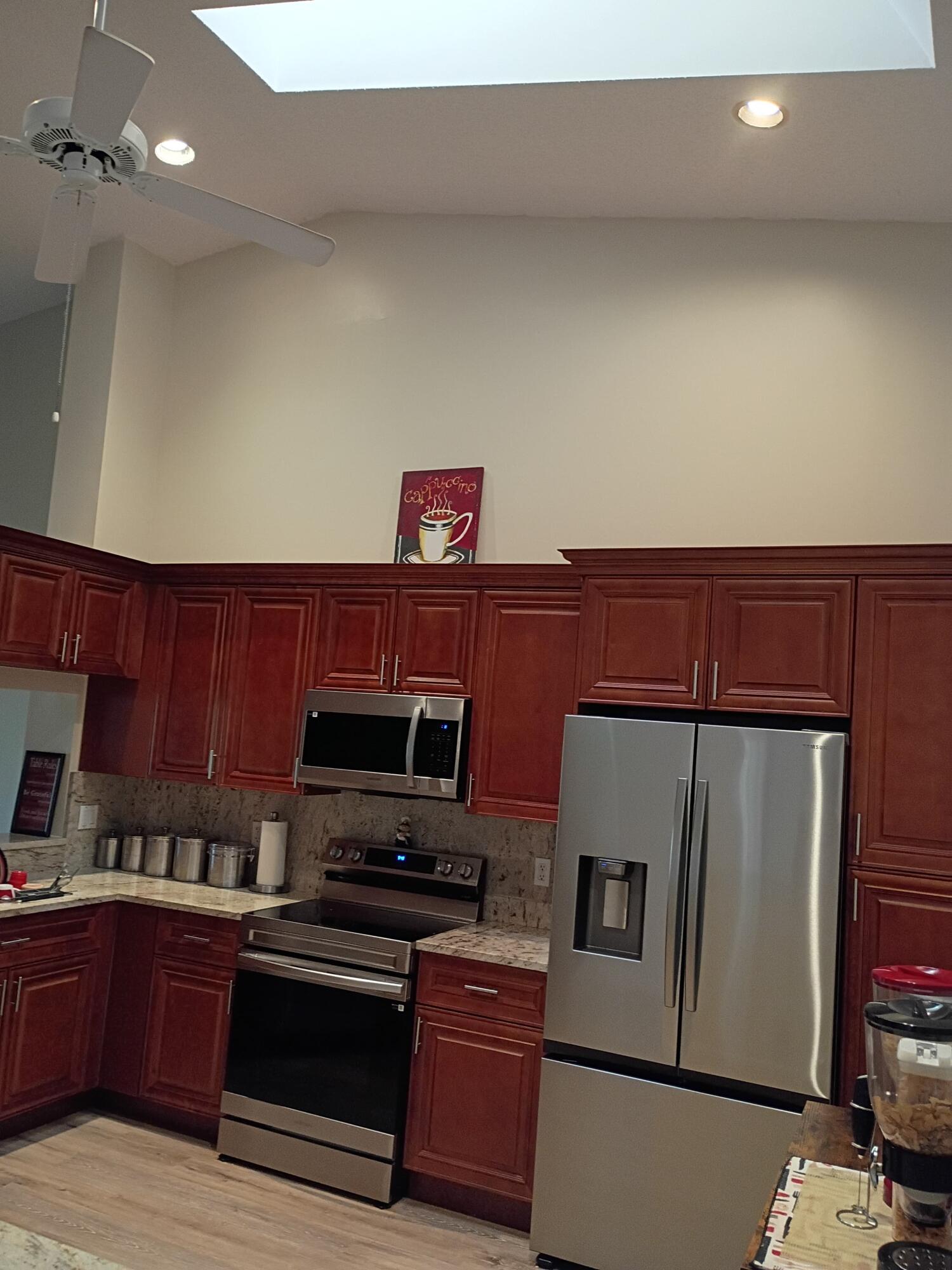 9914 E Malvern Drive 9914 — photo