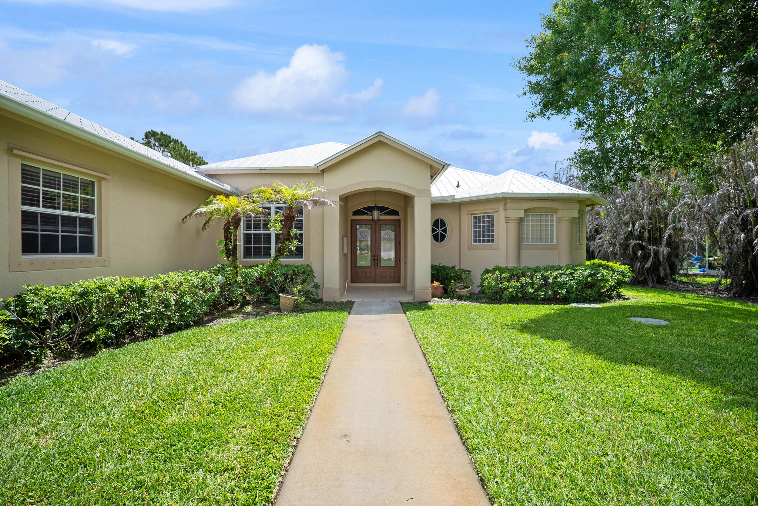 1106 SW Thoreau Court — photo