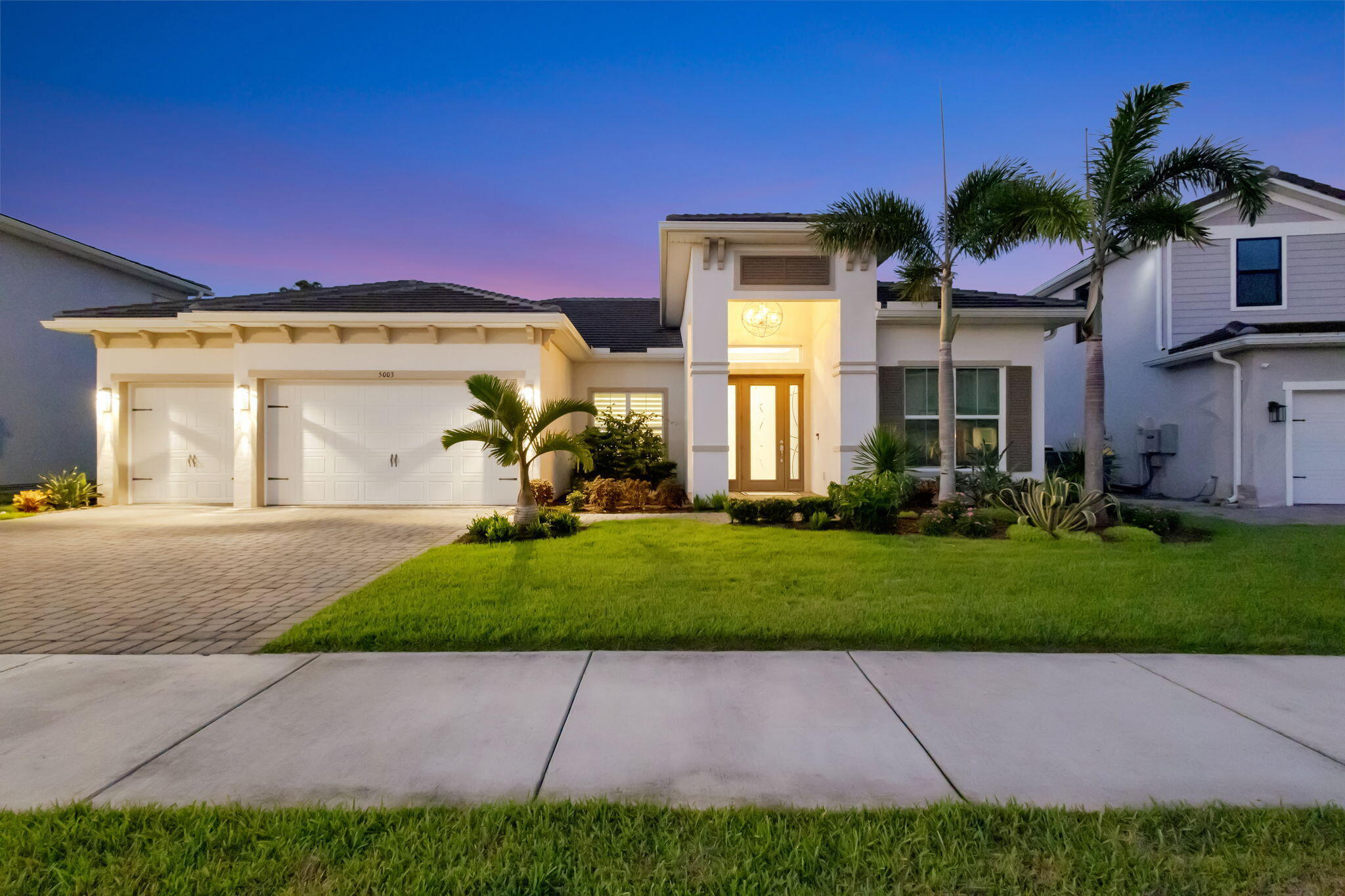 5003 SW Winchester Drive — photo