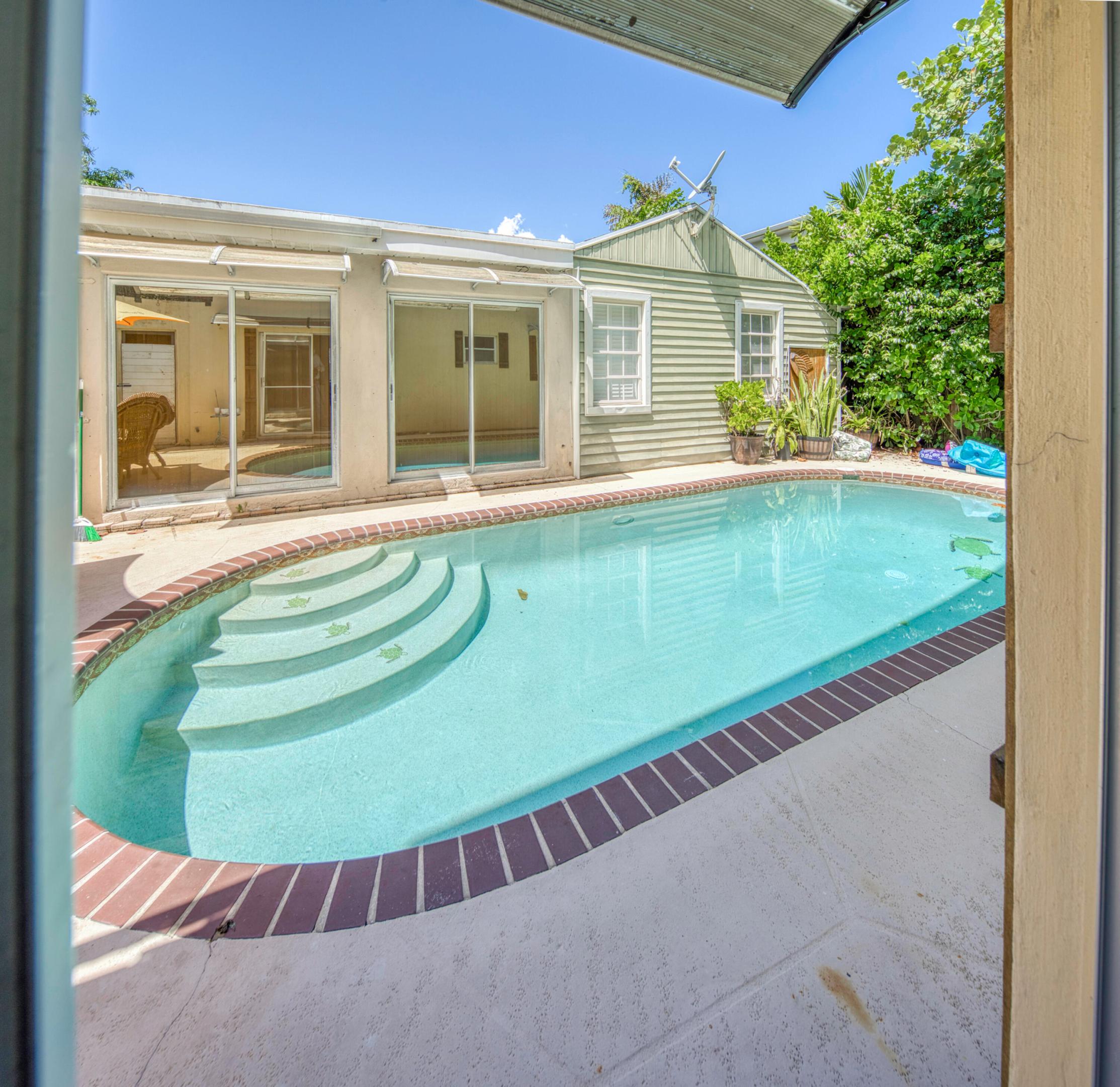 216 S Ocean Breeze #1 Dn — photo