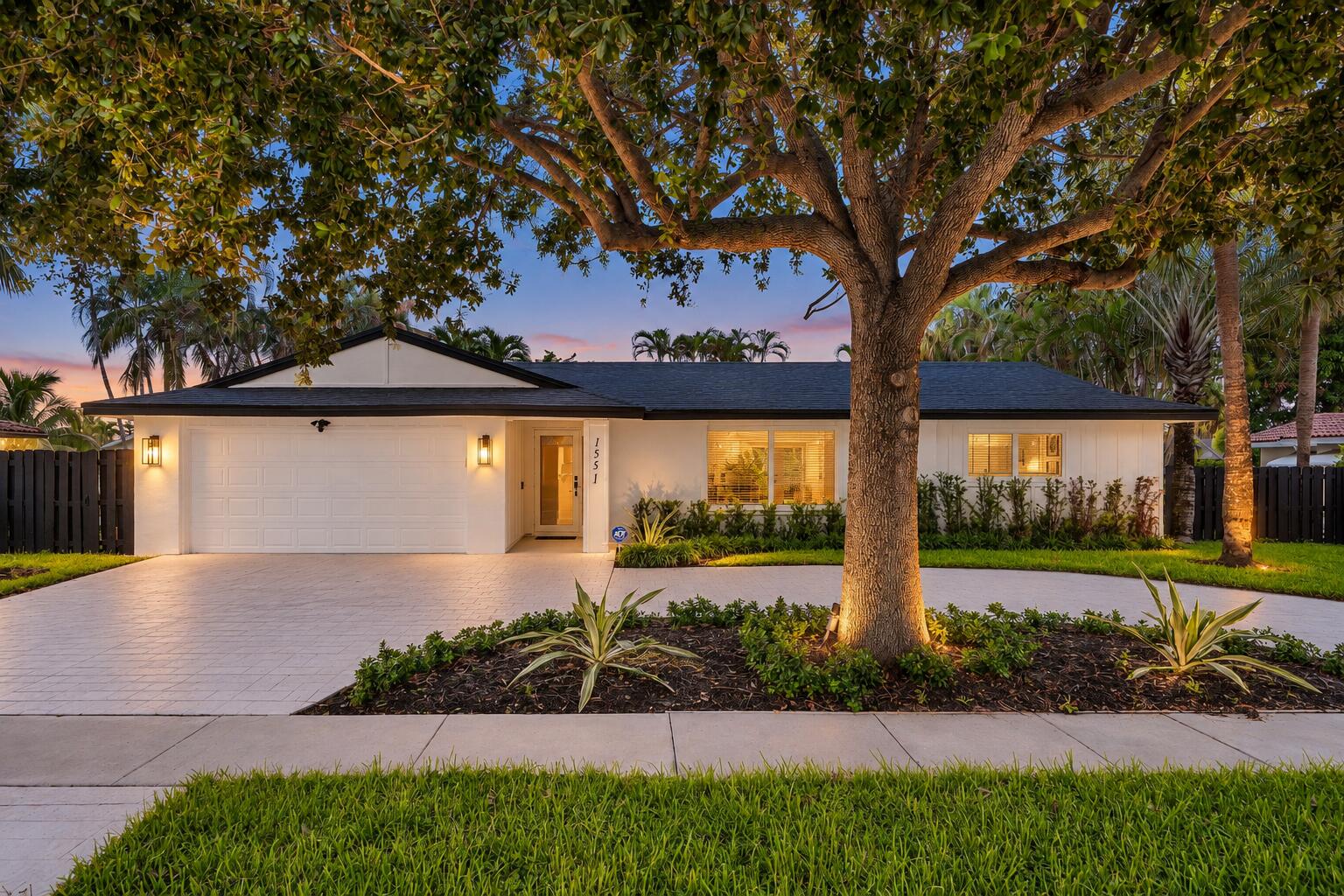 1551 SW 10th Street — photo