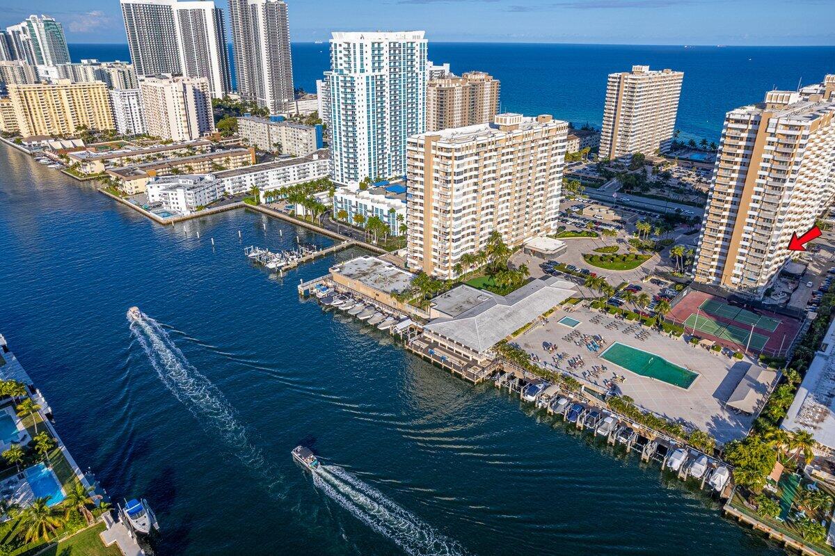 1985 S Ocean Drive 6G — photo