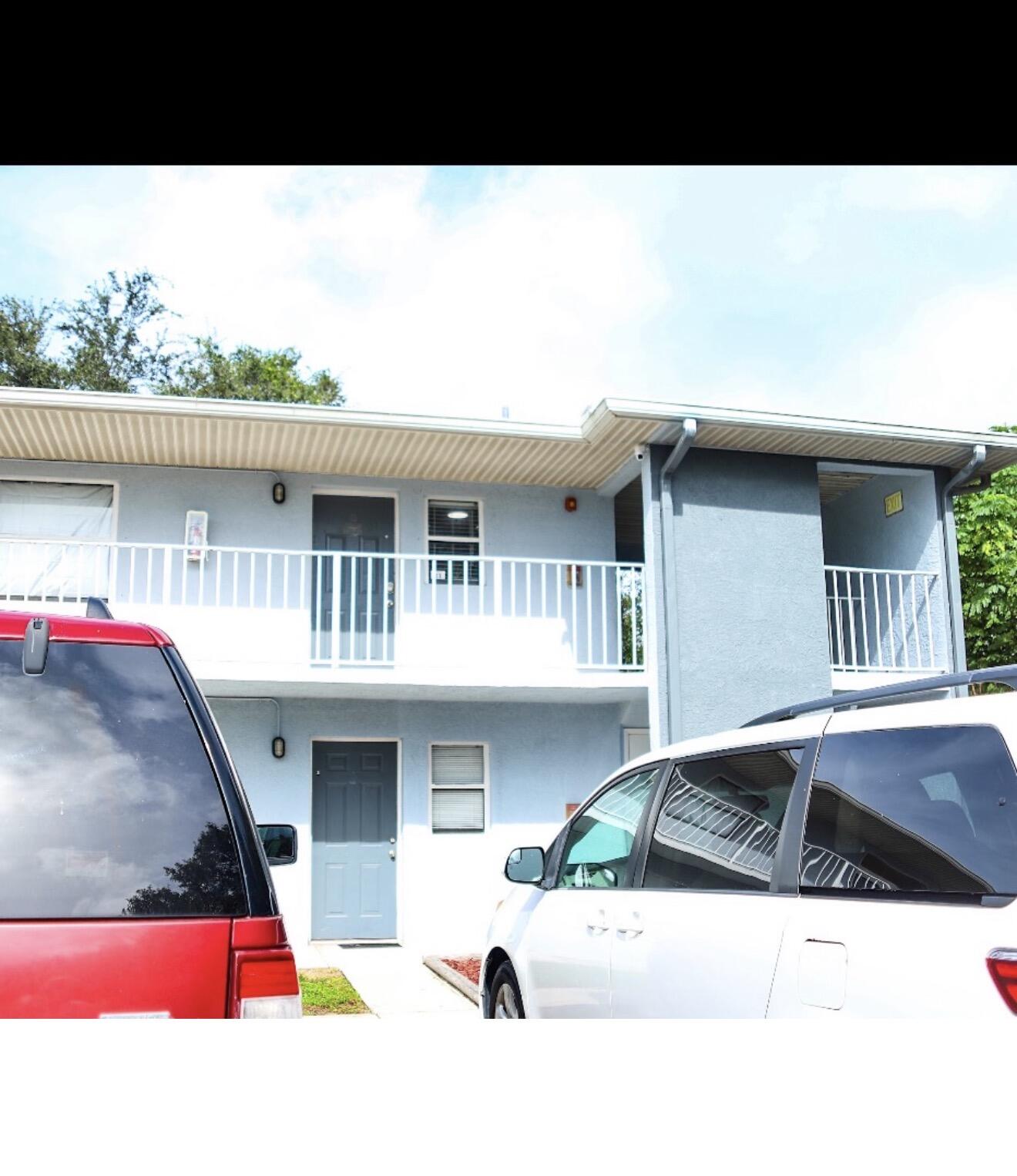 605 Ixoria Avenue Unit 21 — photo