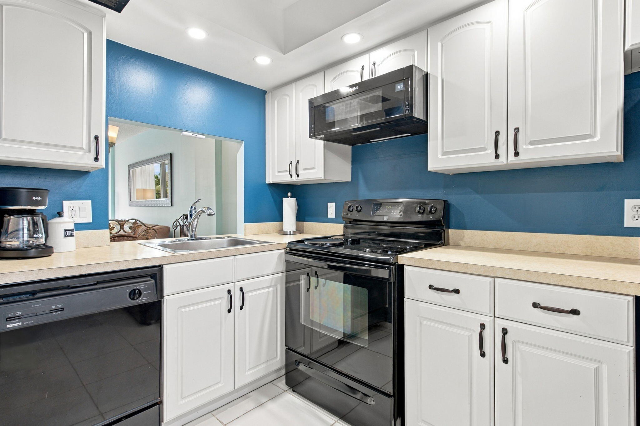 113 Royal Park Drive 4E — photo