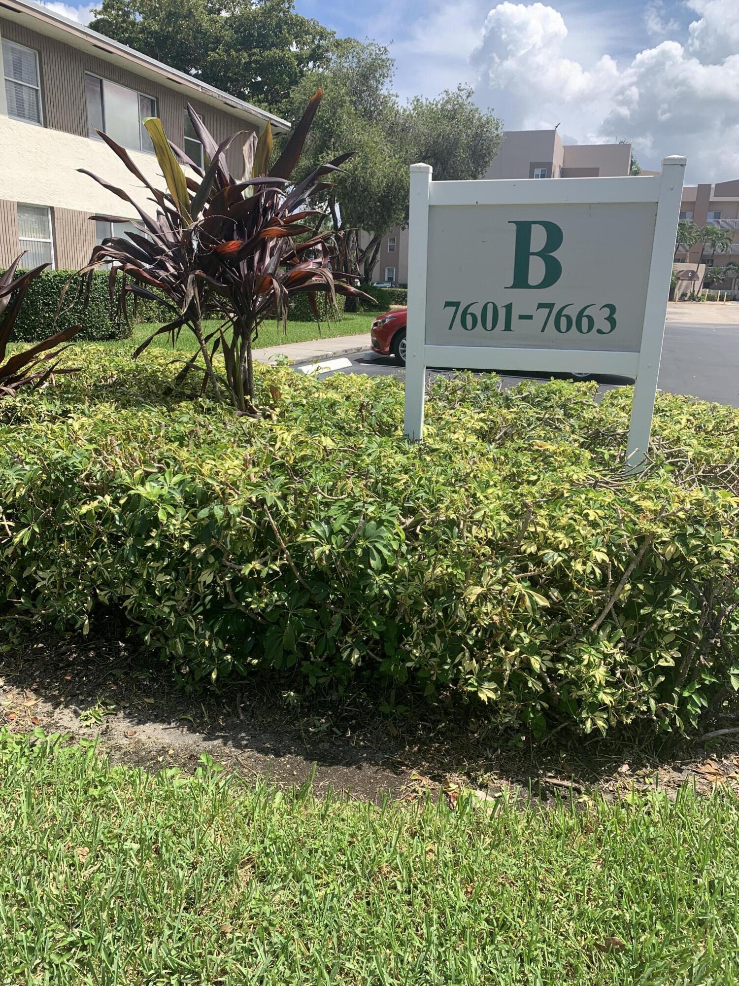 Home in Tamarac, FL 33321 — photo 3