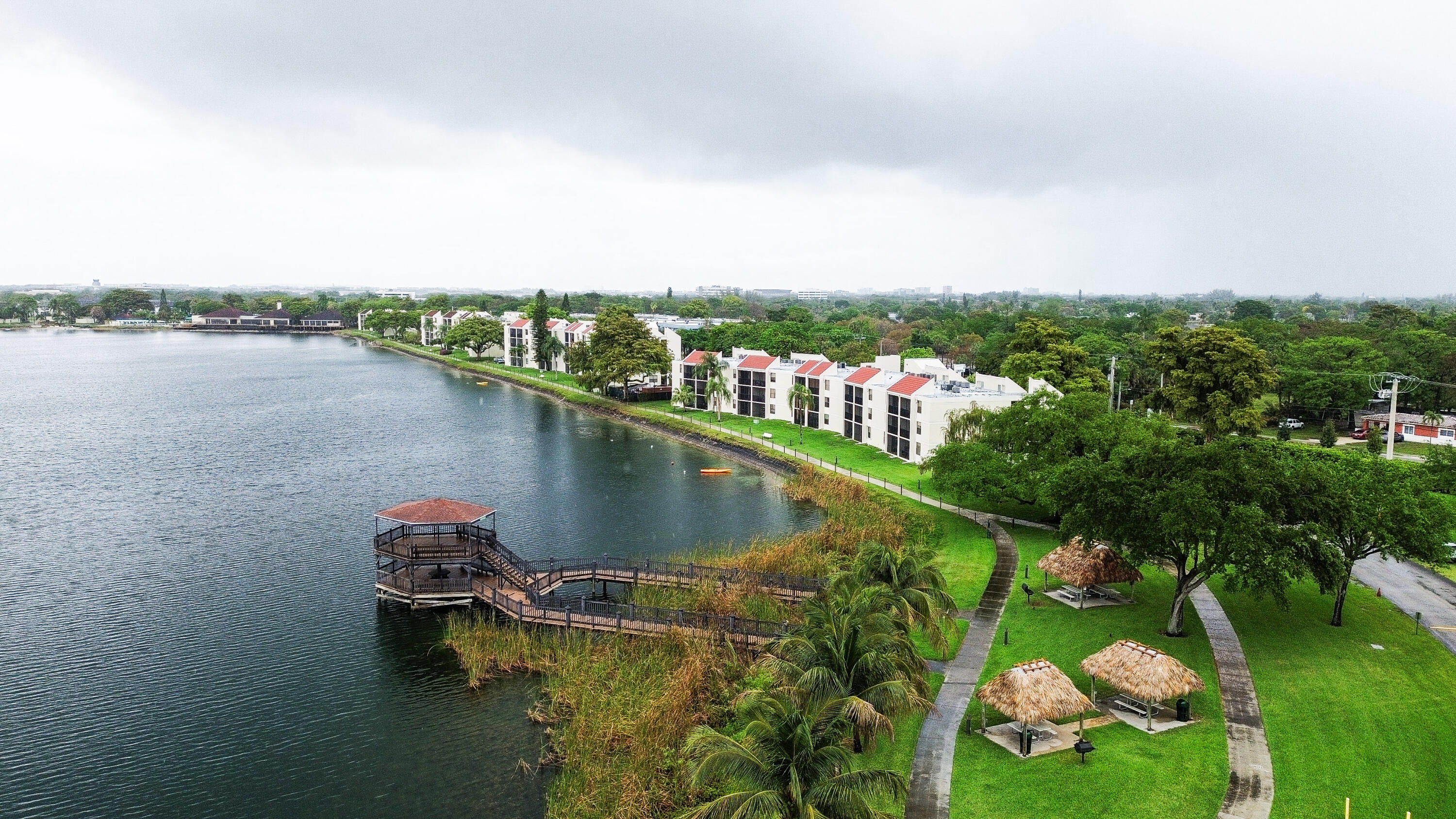 112 Lake Emerald Drive 203 — photo