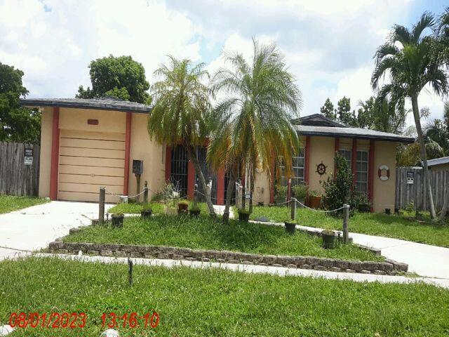 6573 SW 8th Court — photo