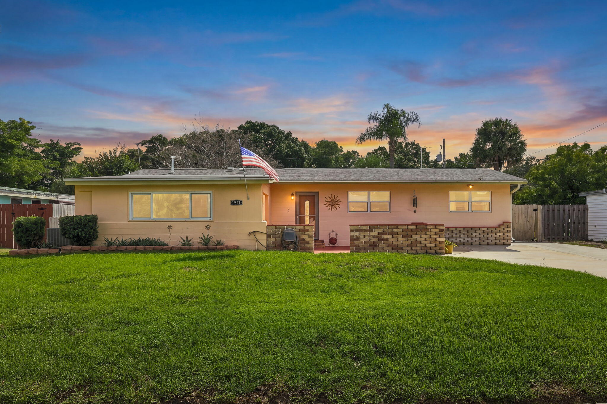 1511 Hedrick Drive — photo