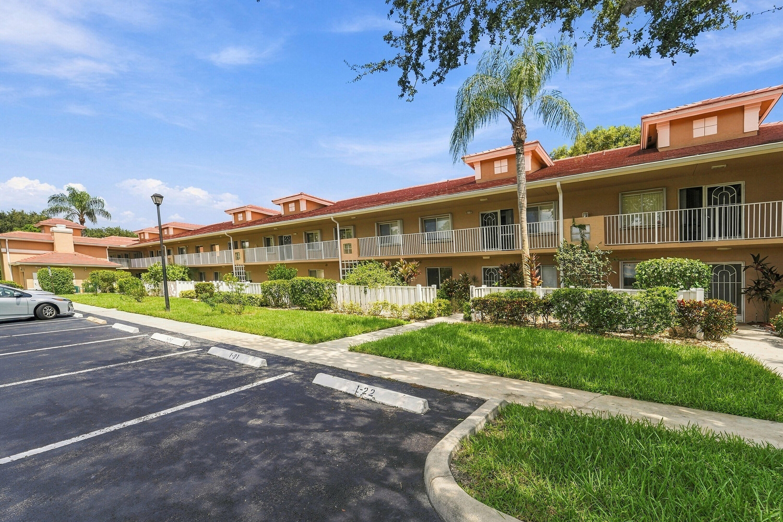 5876 Regal Glen Drive 201 — photo
