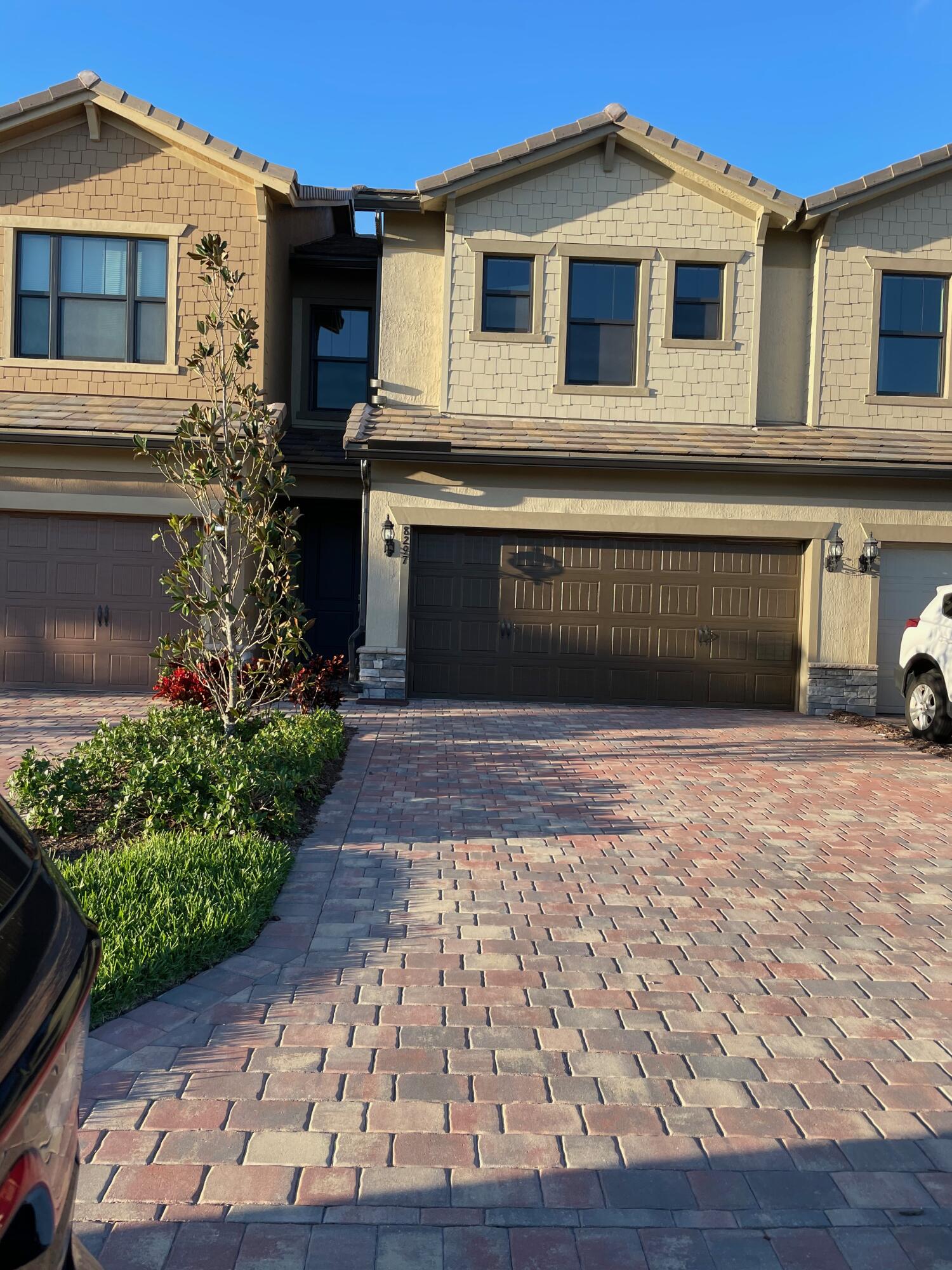 8297 Catria Lane — photo