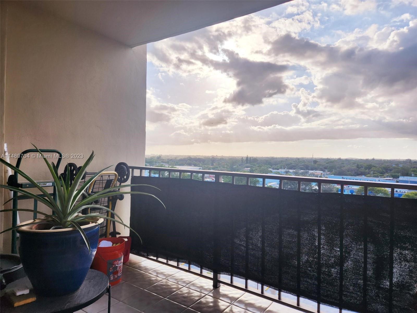 1470 NE 123rd Street a1010 — photo