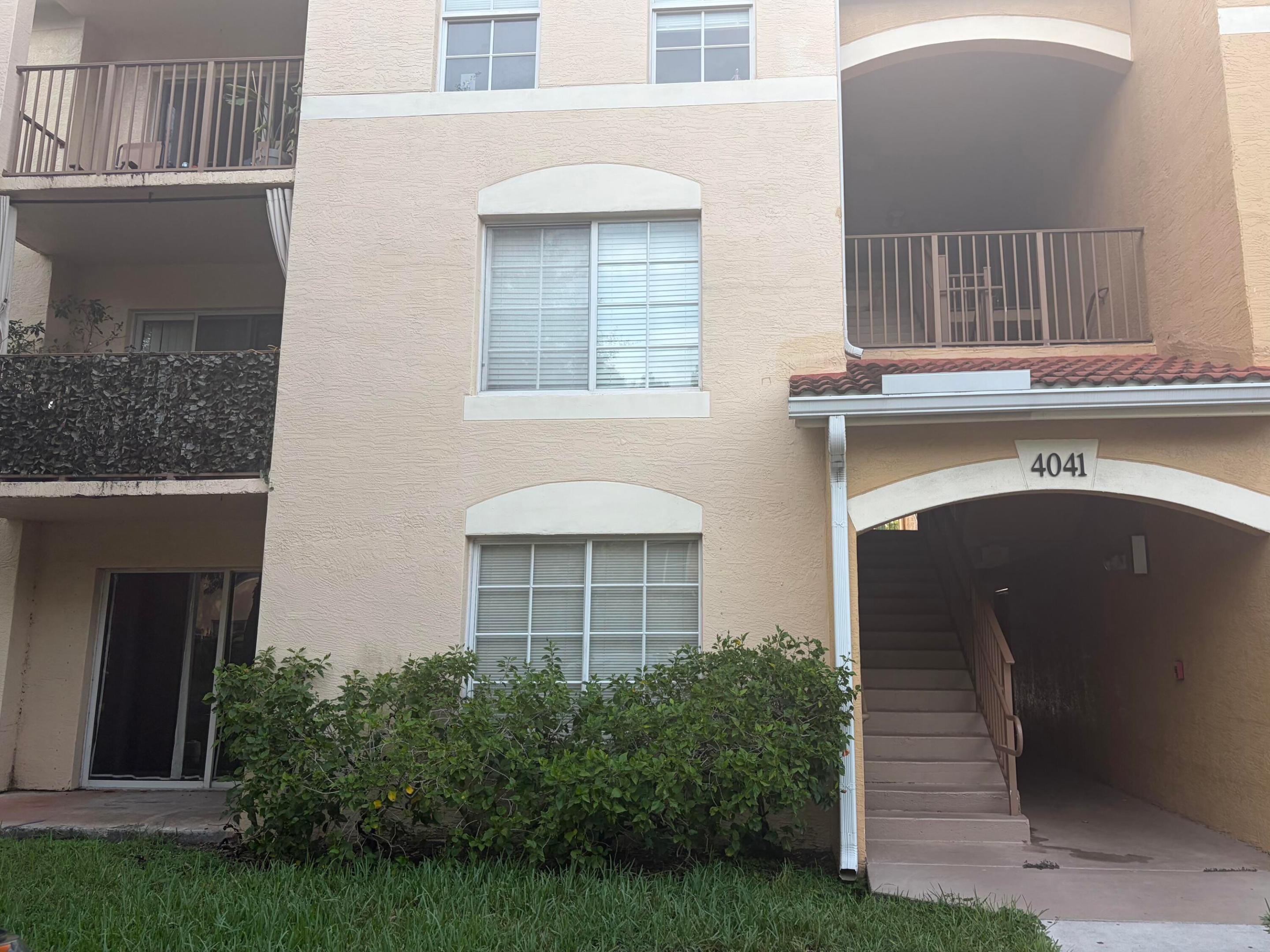 4041 San Marino Boulevard 105 — photo