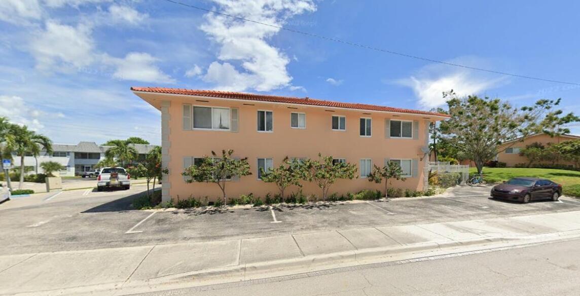 431 W Camino Real 19 — photo