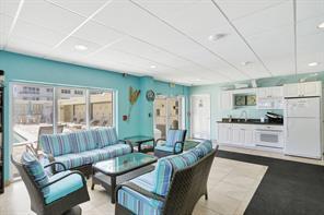 133 N Pompano Beach Boulevard Apt. Ph-5 — photo