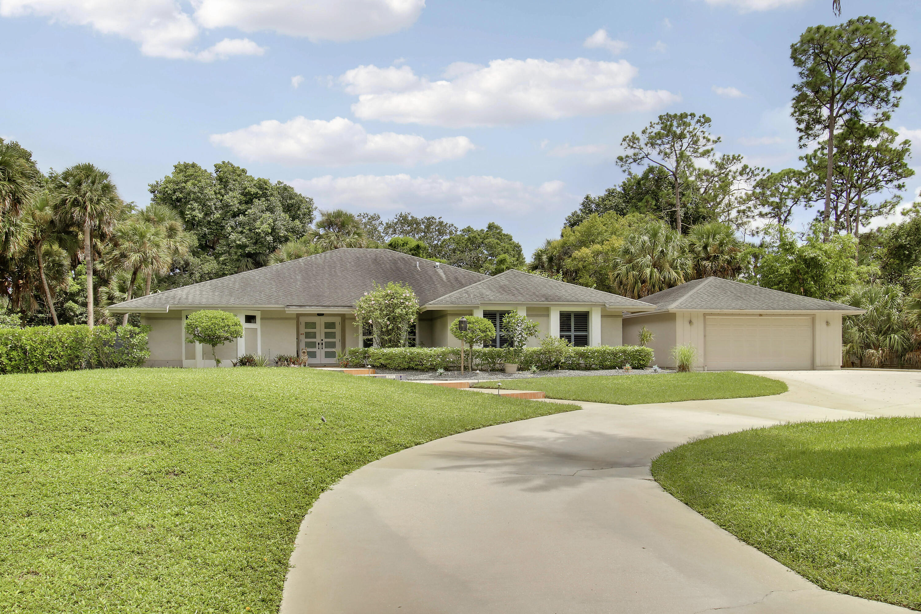8552 Thousand Pines Circle — photo
