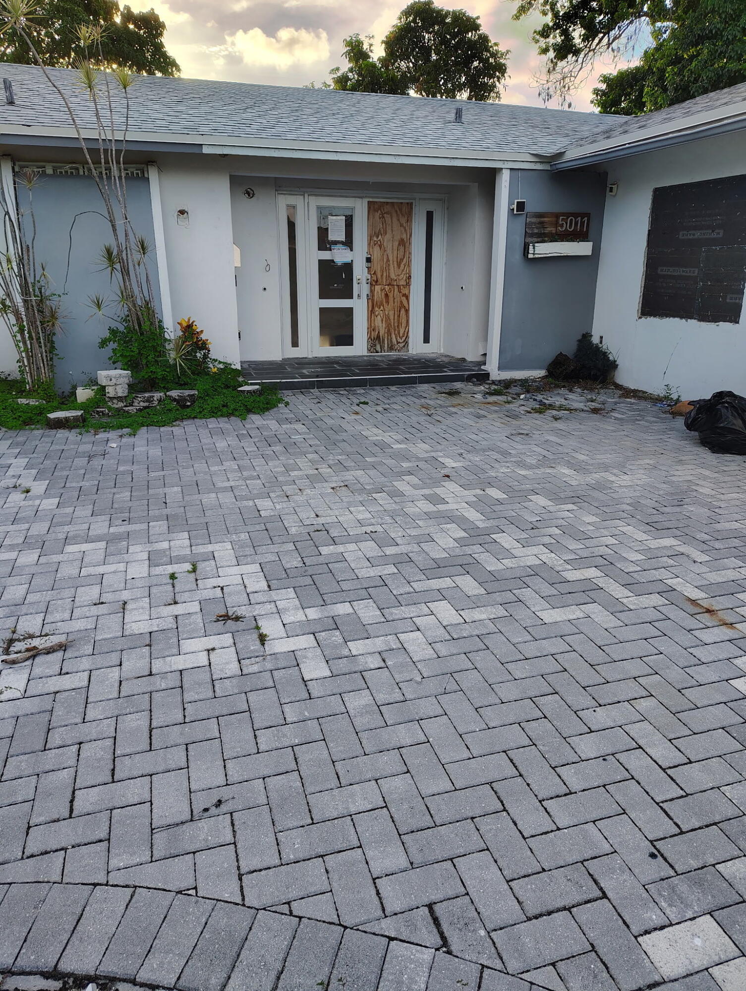 5011 Sago Palm Circle — photo