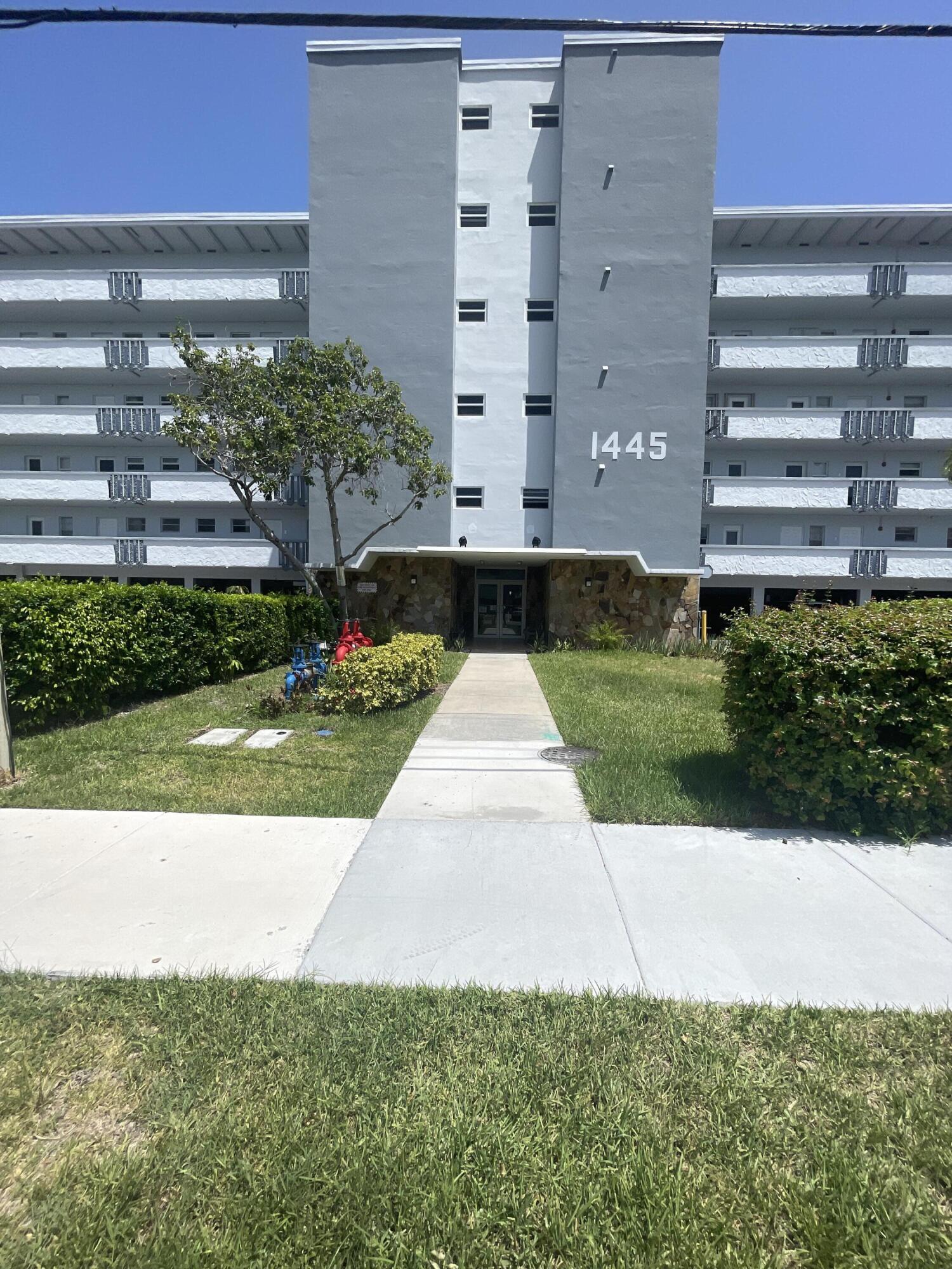 1445 Atlantic Shores Boulevard 410 — photo
