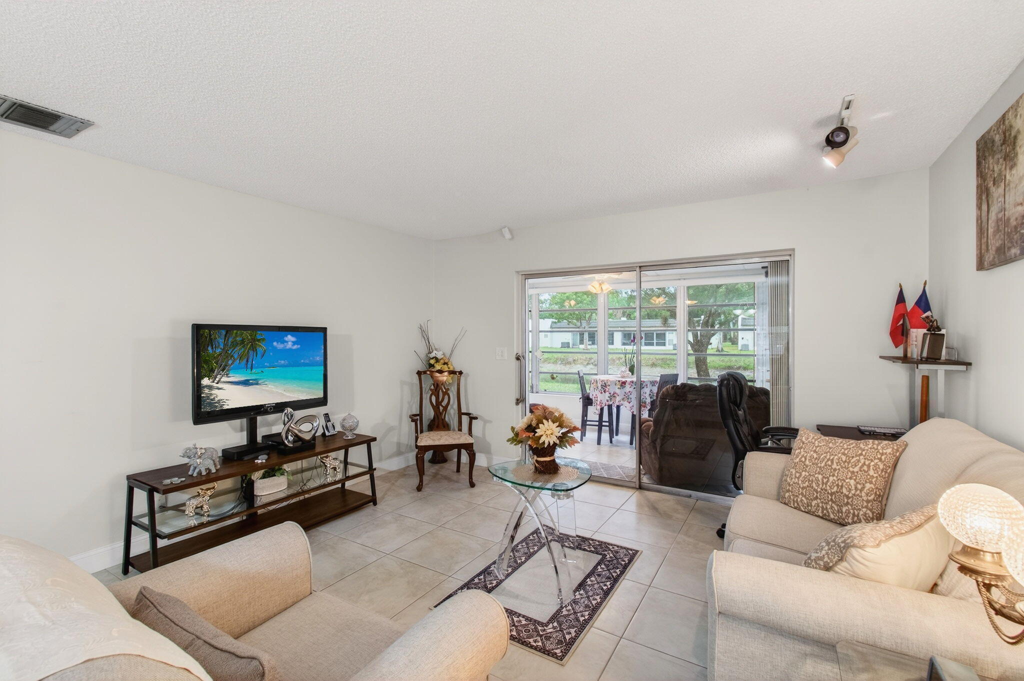 136 Lake Rebecca Drive — photo