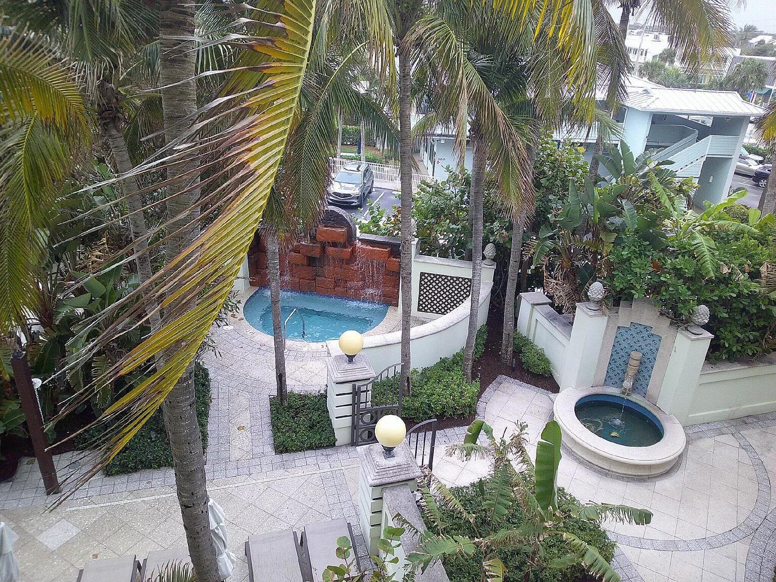 3500 Ocean 312a and 312B — photo