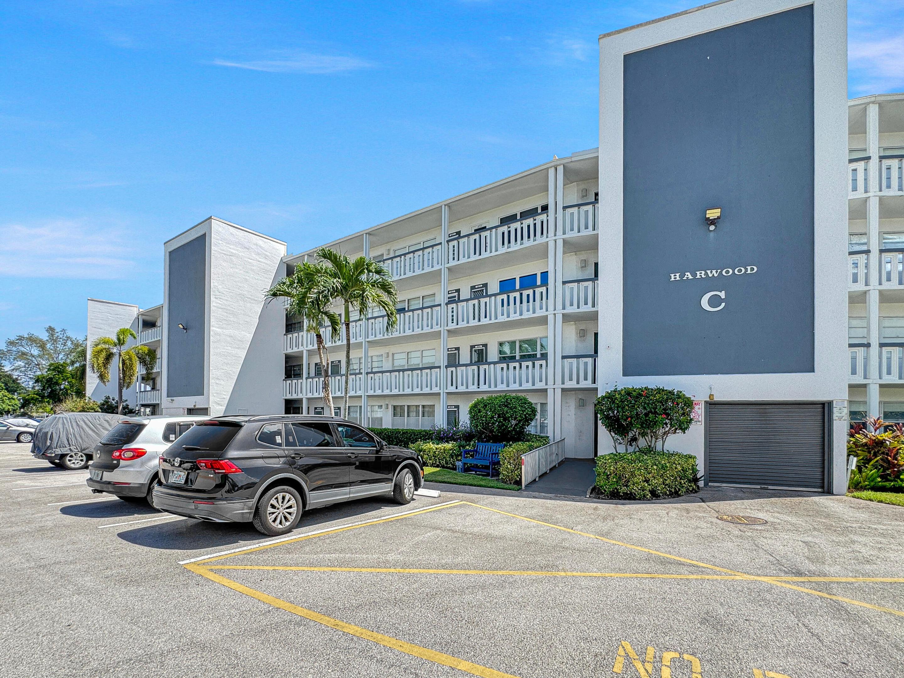 1013 Harwood C 1013 — photo