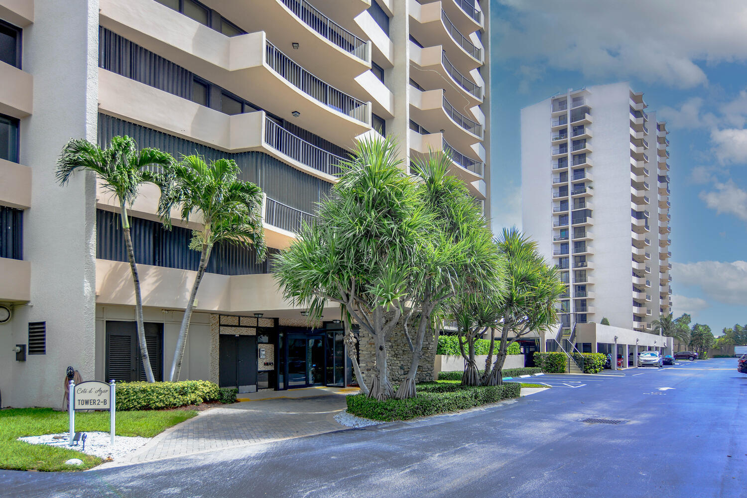 4200 N Ocean Drive 2-605 — photo
