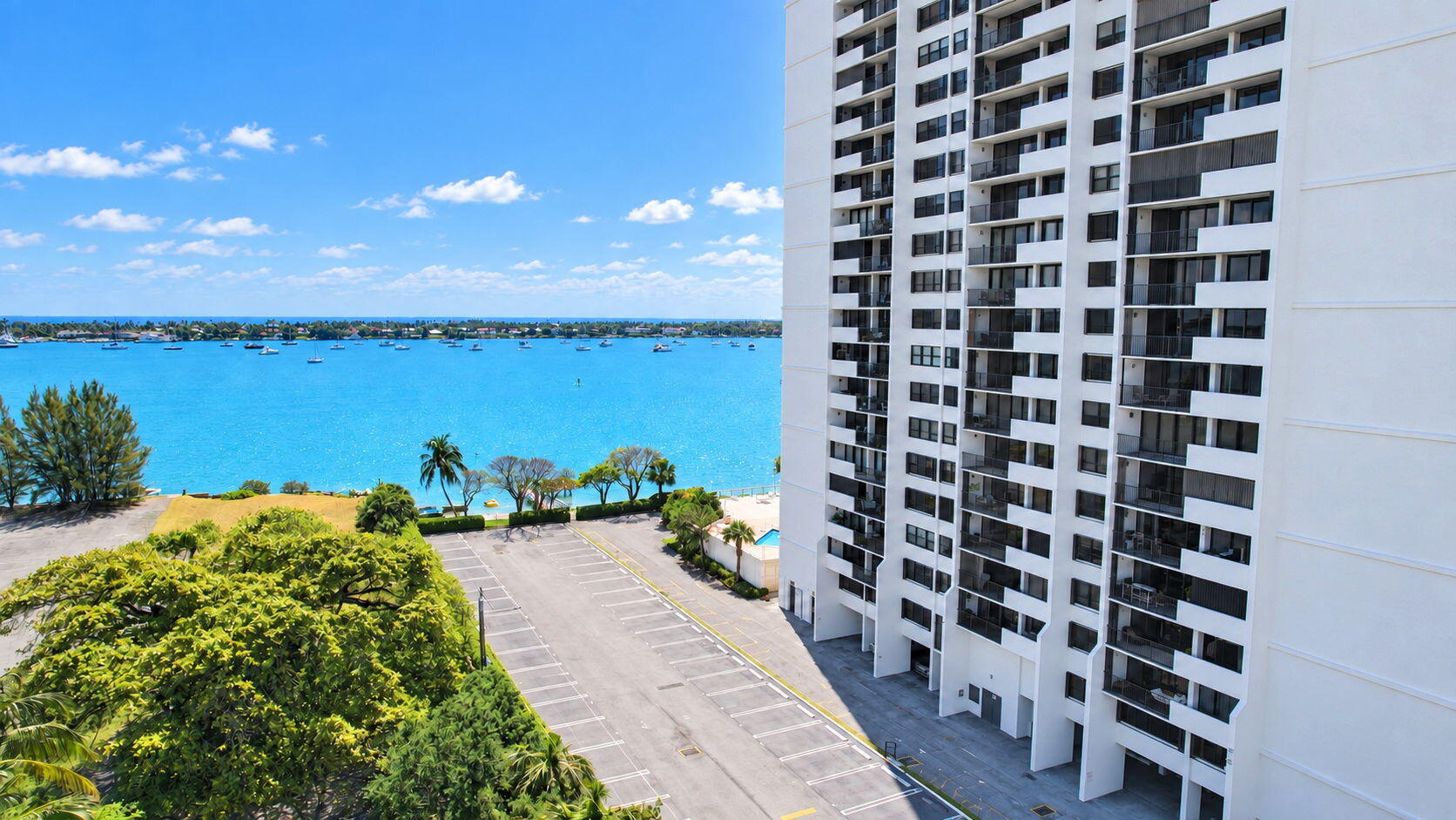 5600 N Flagler Drive Unit 606 — photo