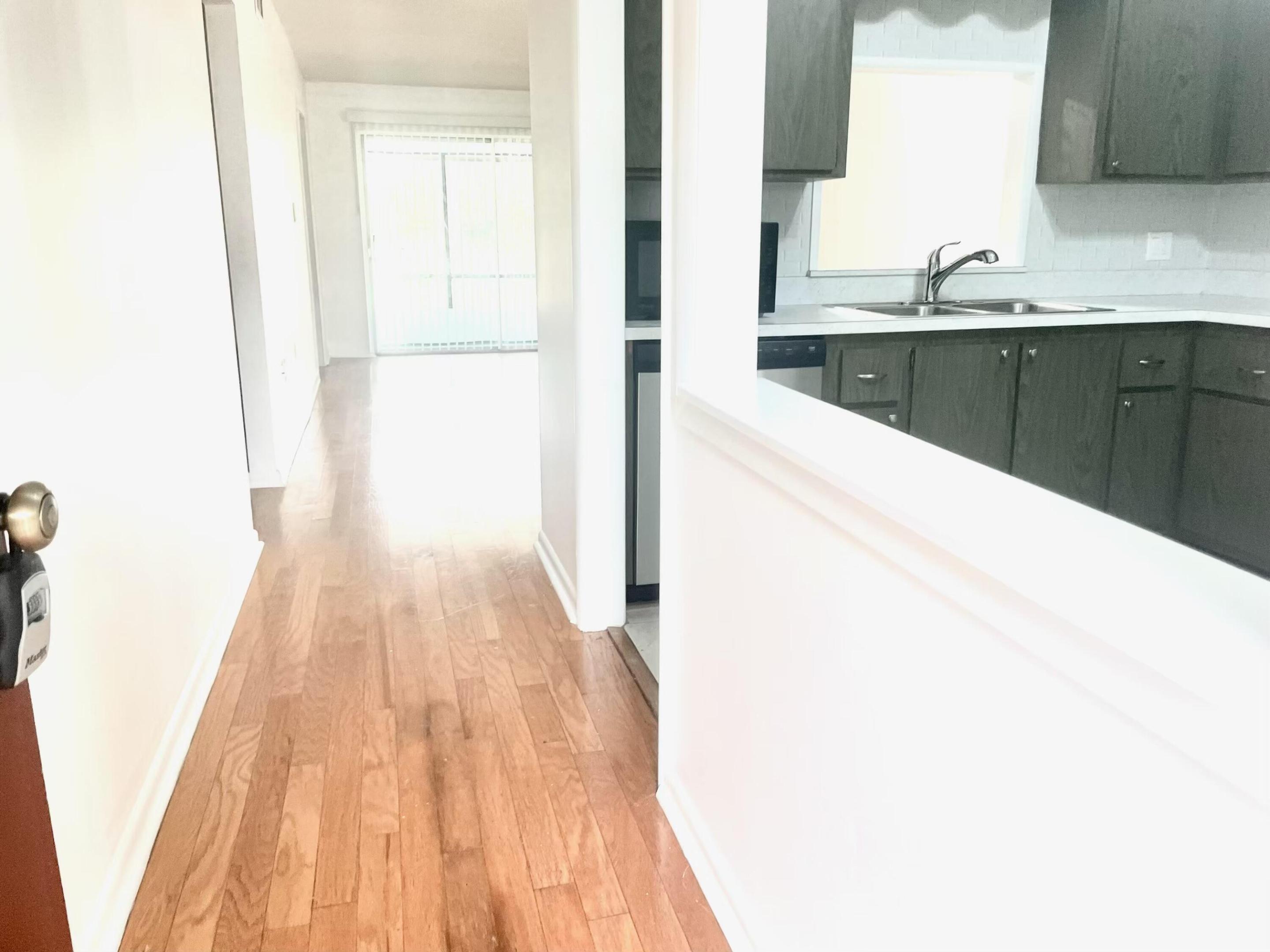 2302 Sunrise Boulevard 202 — photo