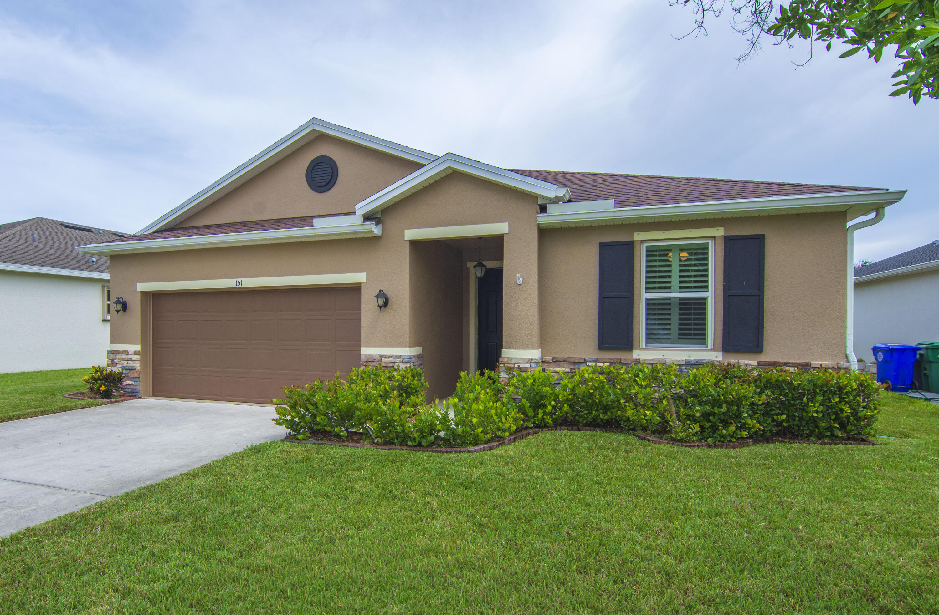 151 Port Royal Court — photo