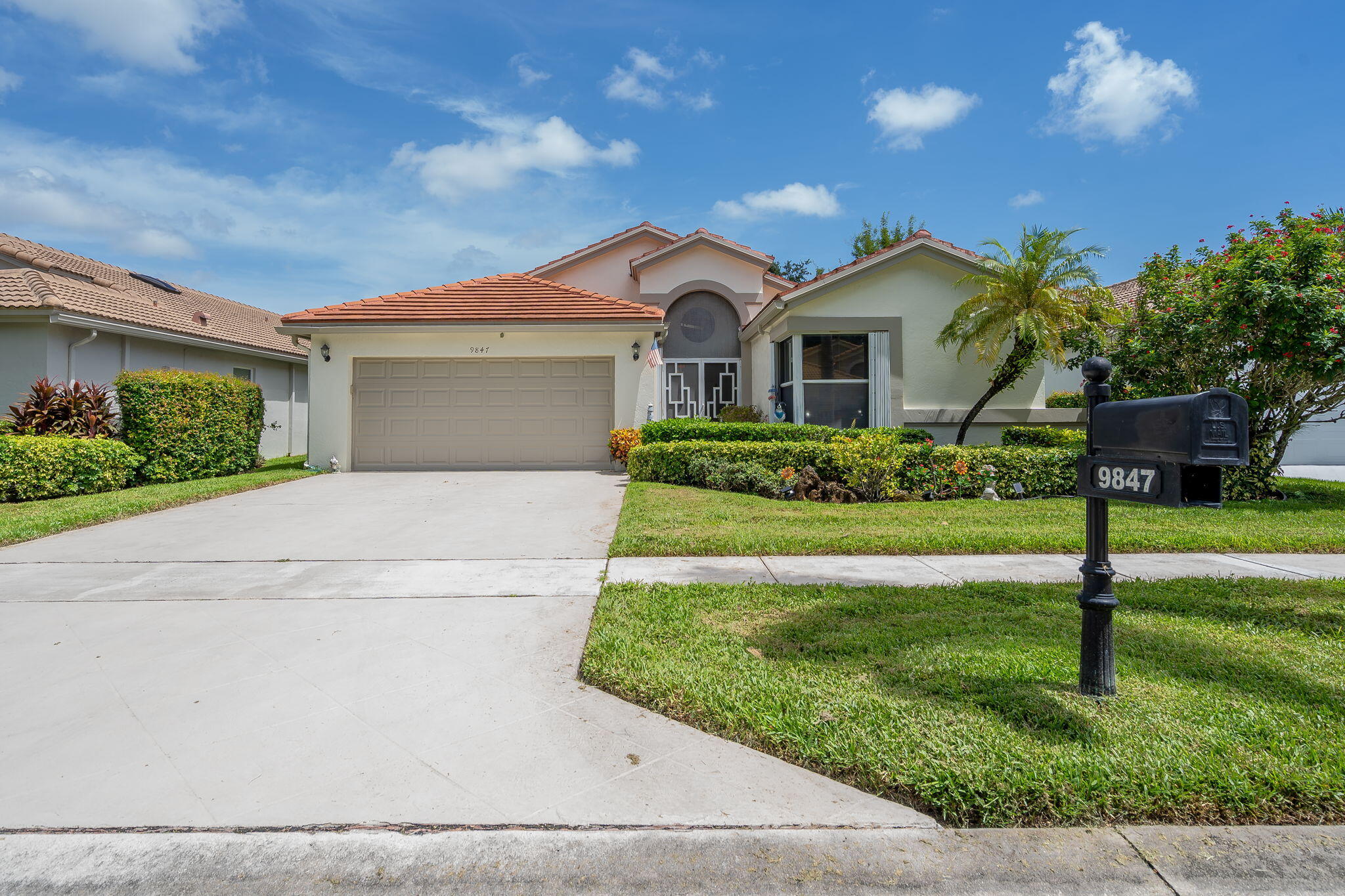 9847 Harbour Lake Circle — photo