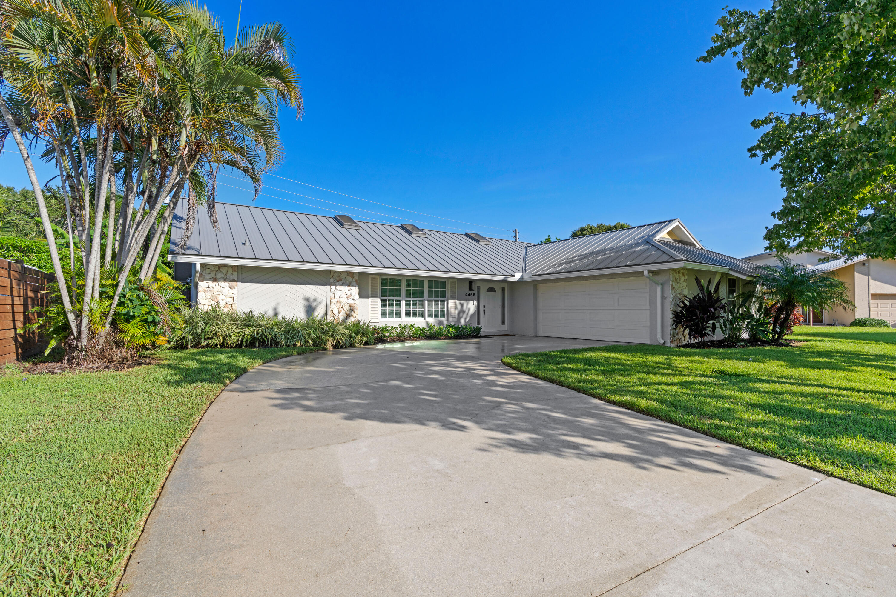 4456 Nicole Circle — photo