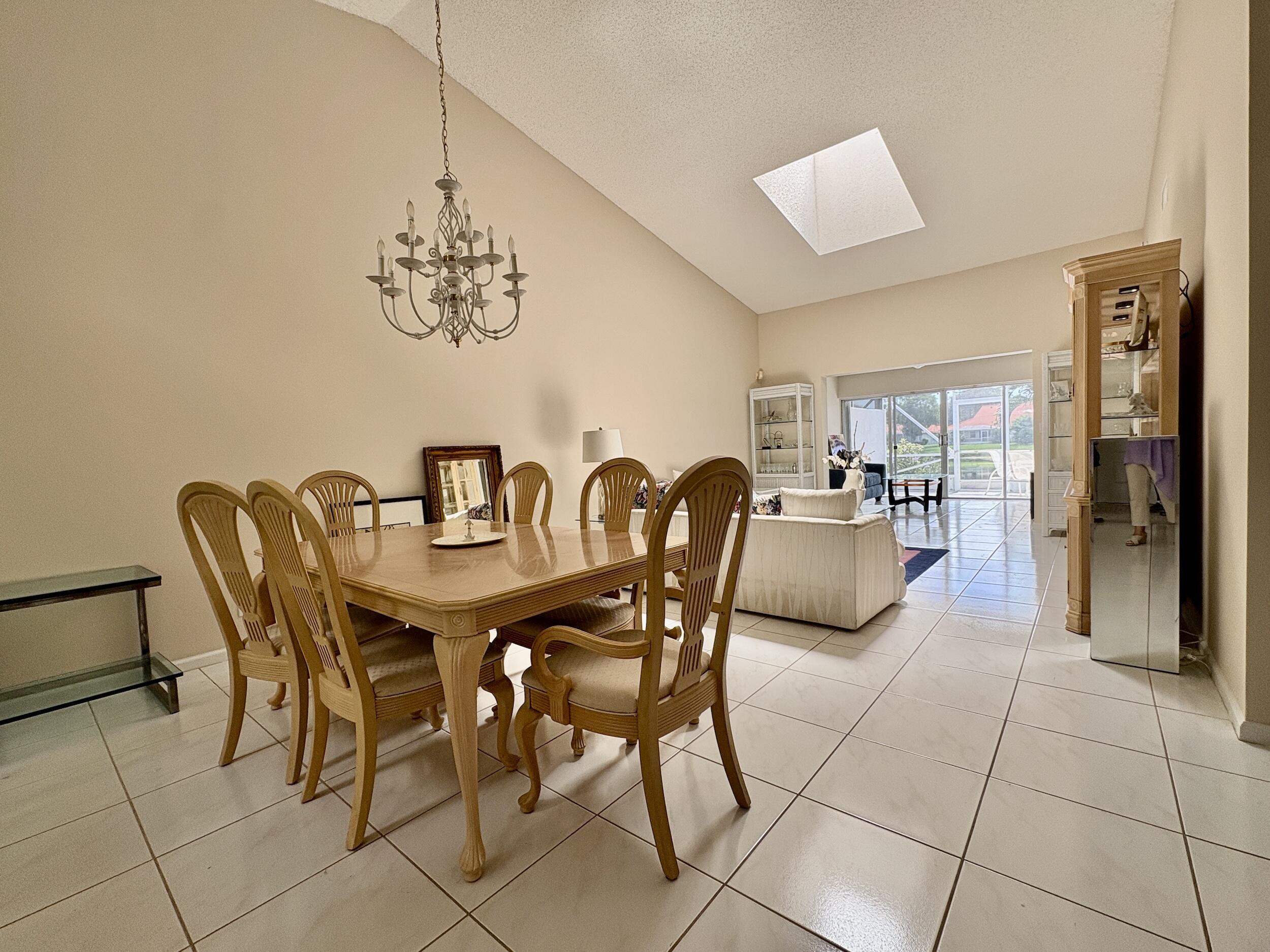 7702 Majestic Palm Drive — photo
