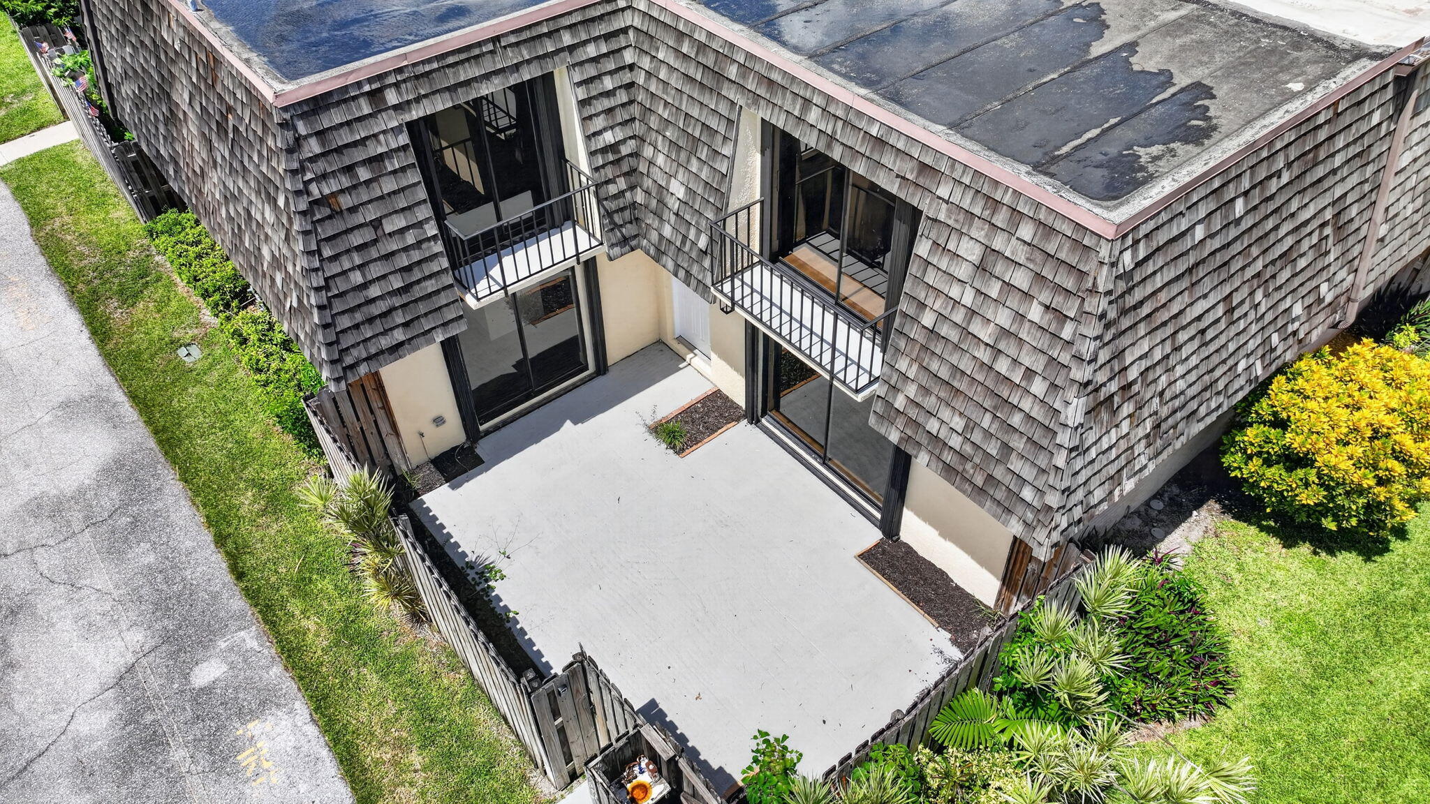 126 Lake Arbor Drive — photo
