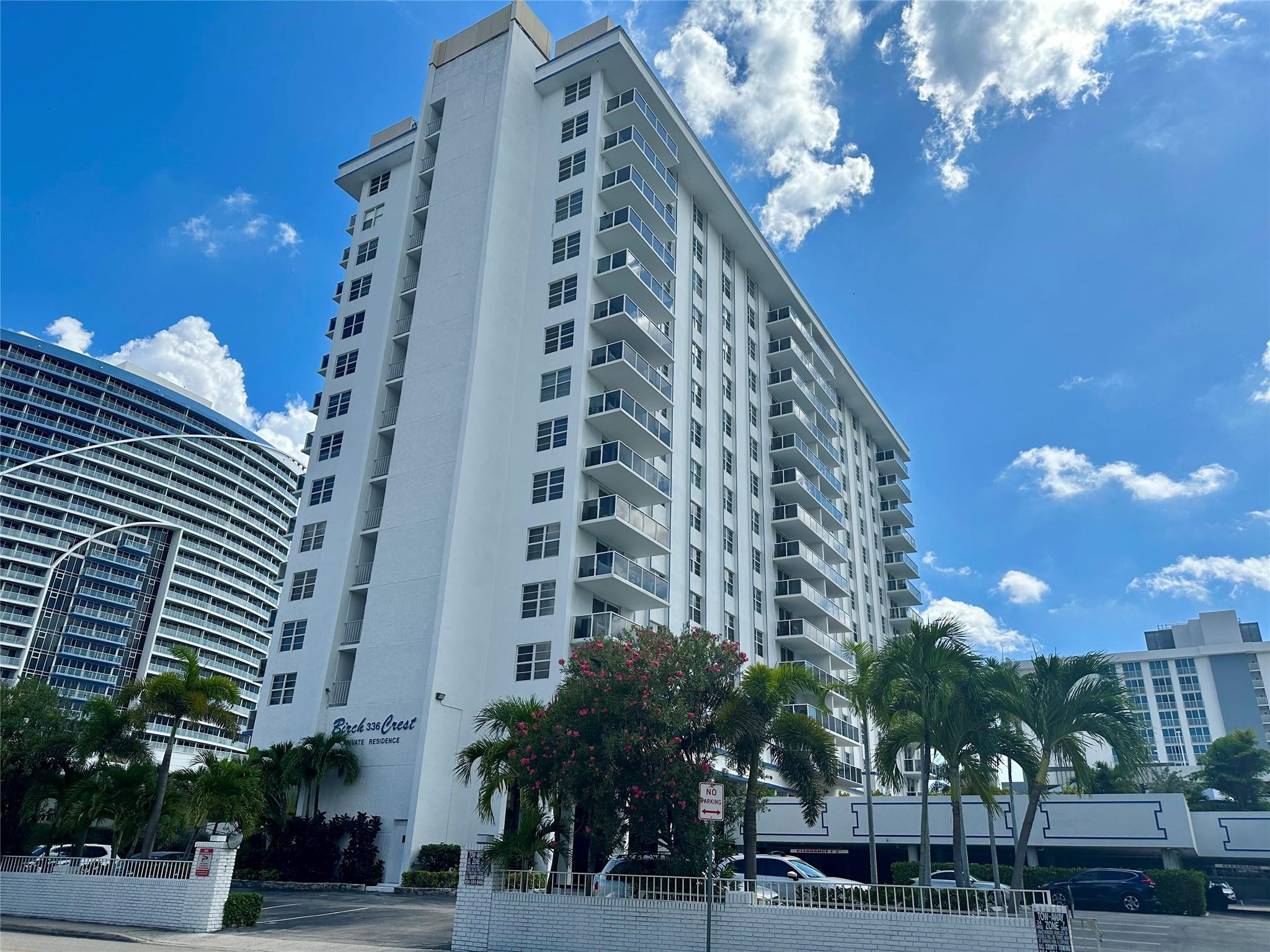 336 N Birch Road 4C — photo