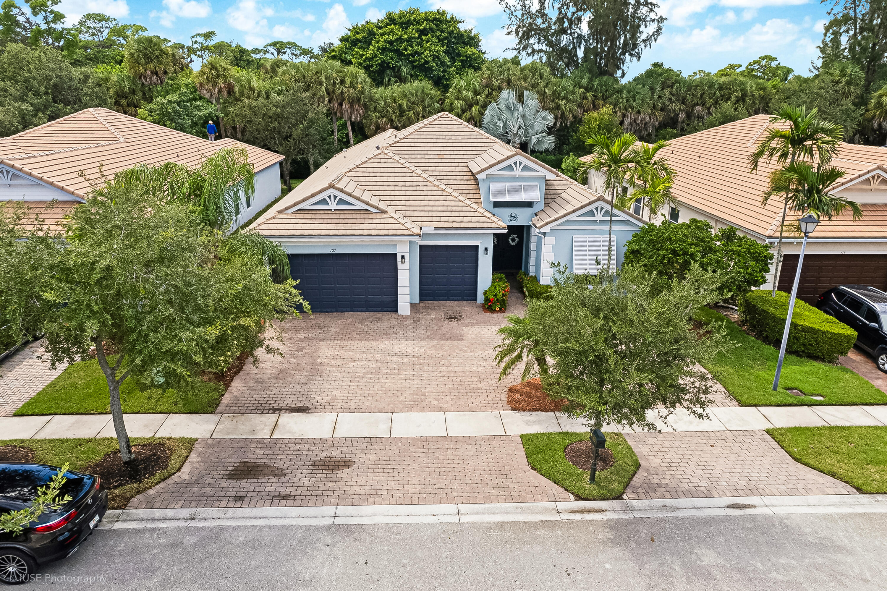 127 Palm Beach Plantation Boulevard — photo