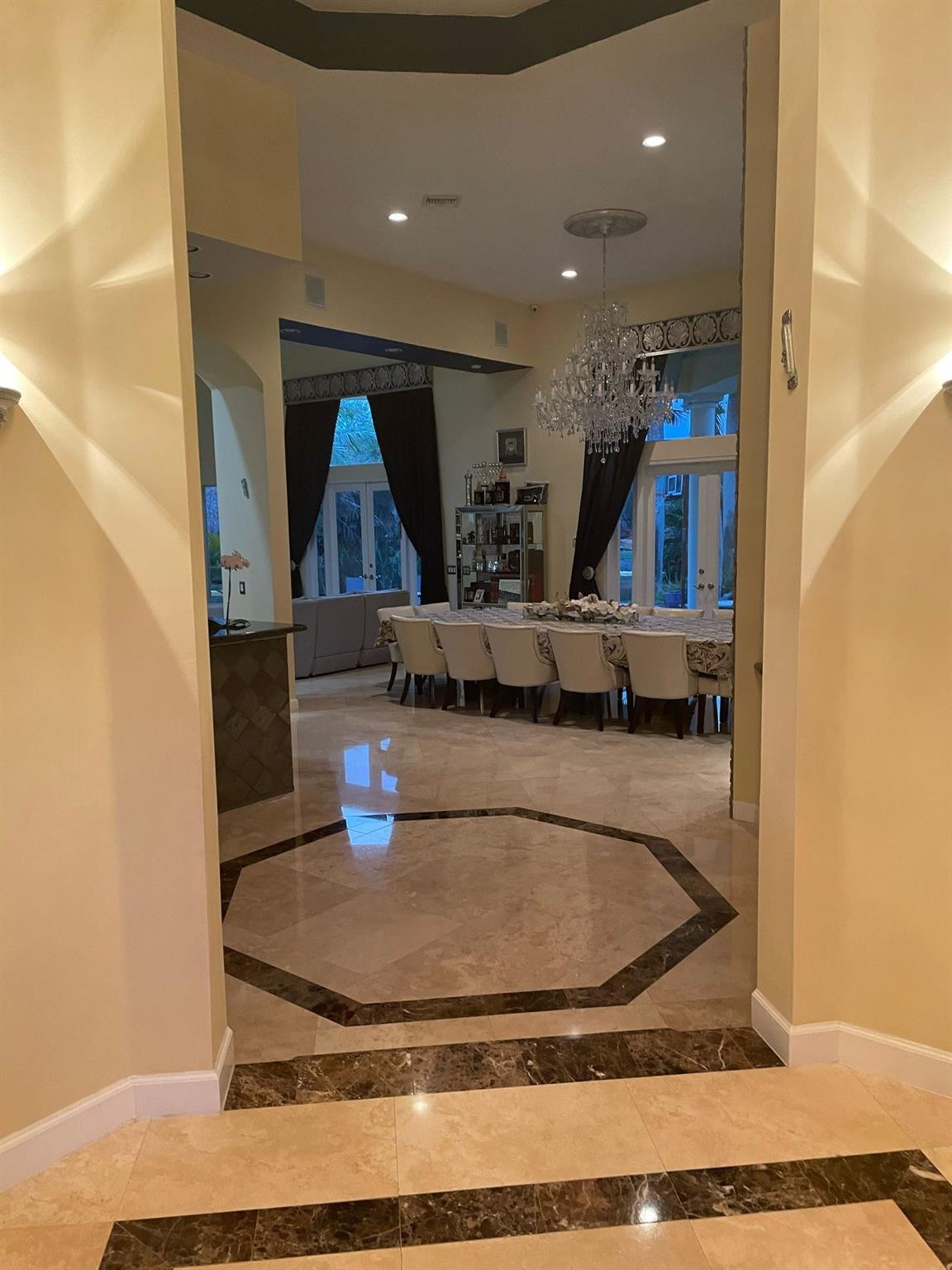 5532 Estate Oak Circle — photo