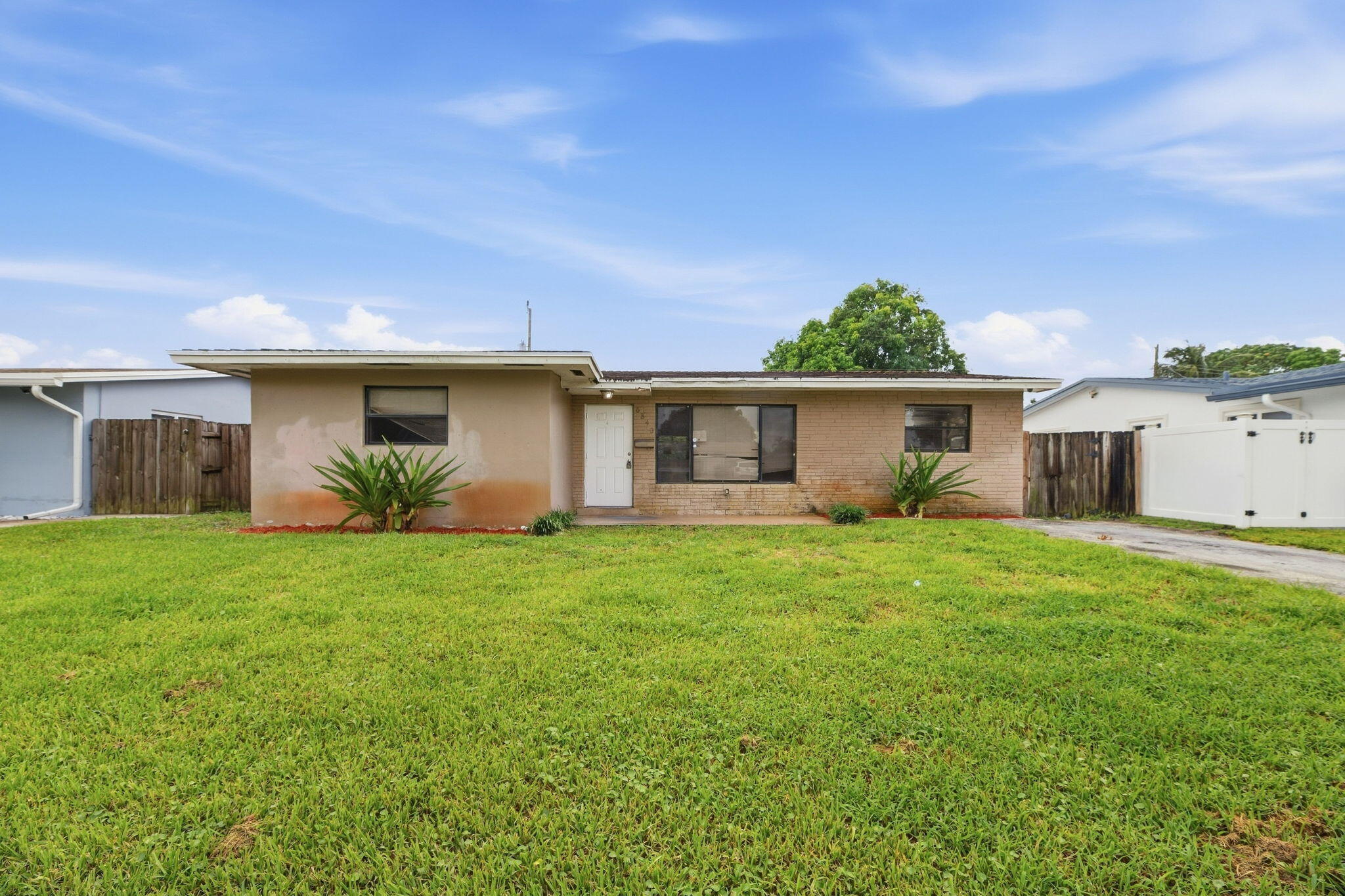 6540 Grant Court — photo