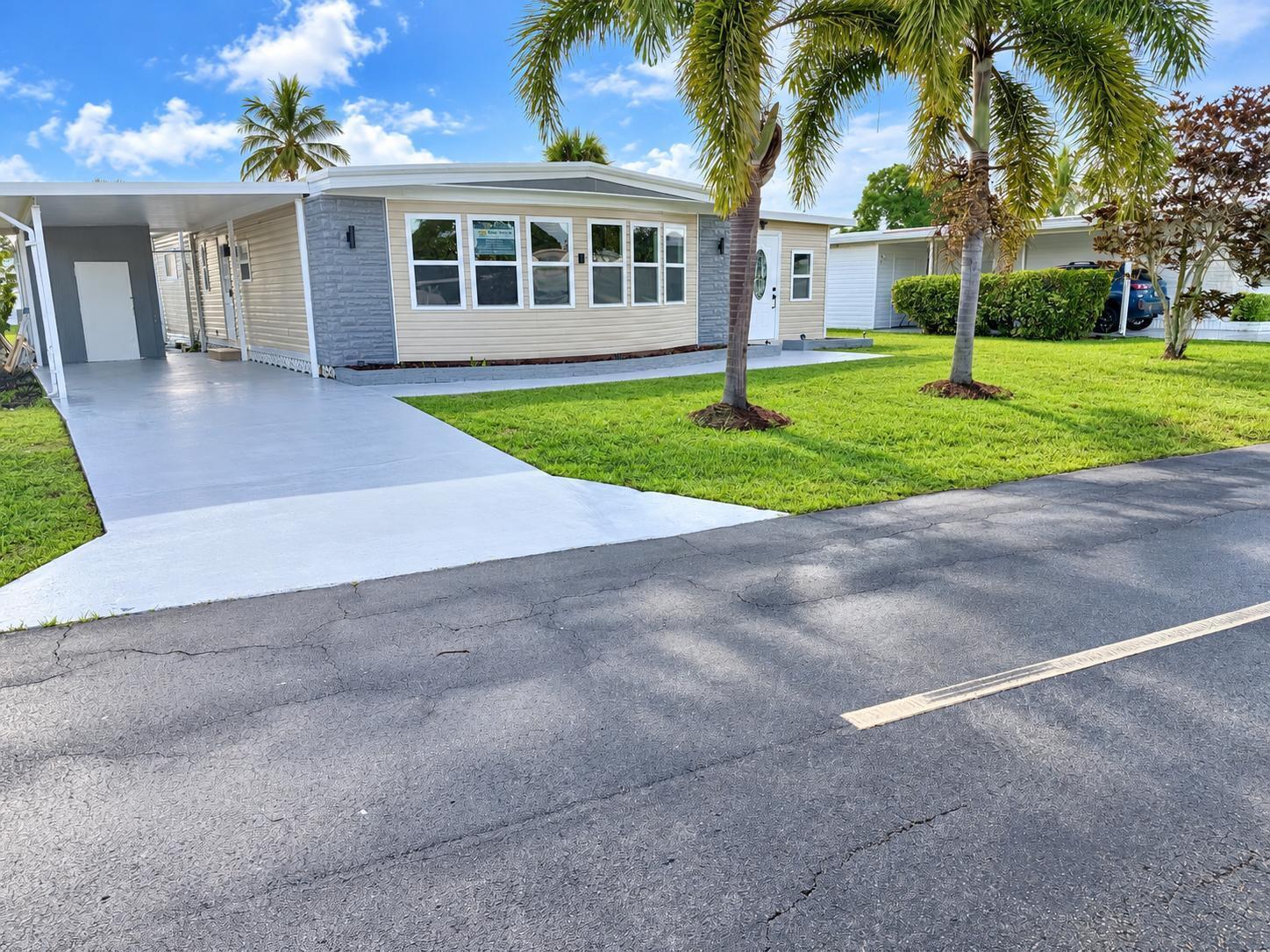 8572 Crown Drive — photo