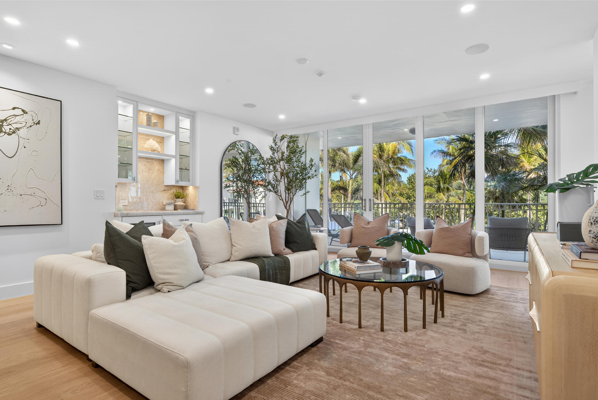 100 Royal Palm Way D2 — photo