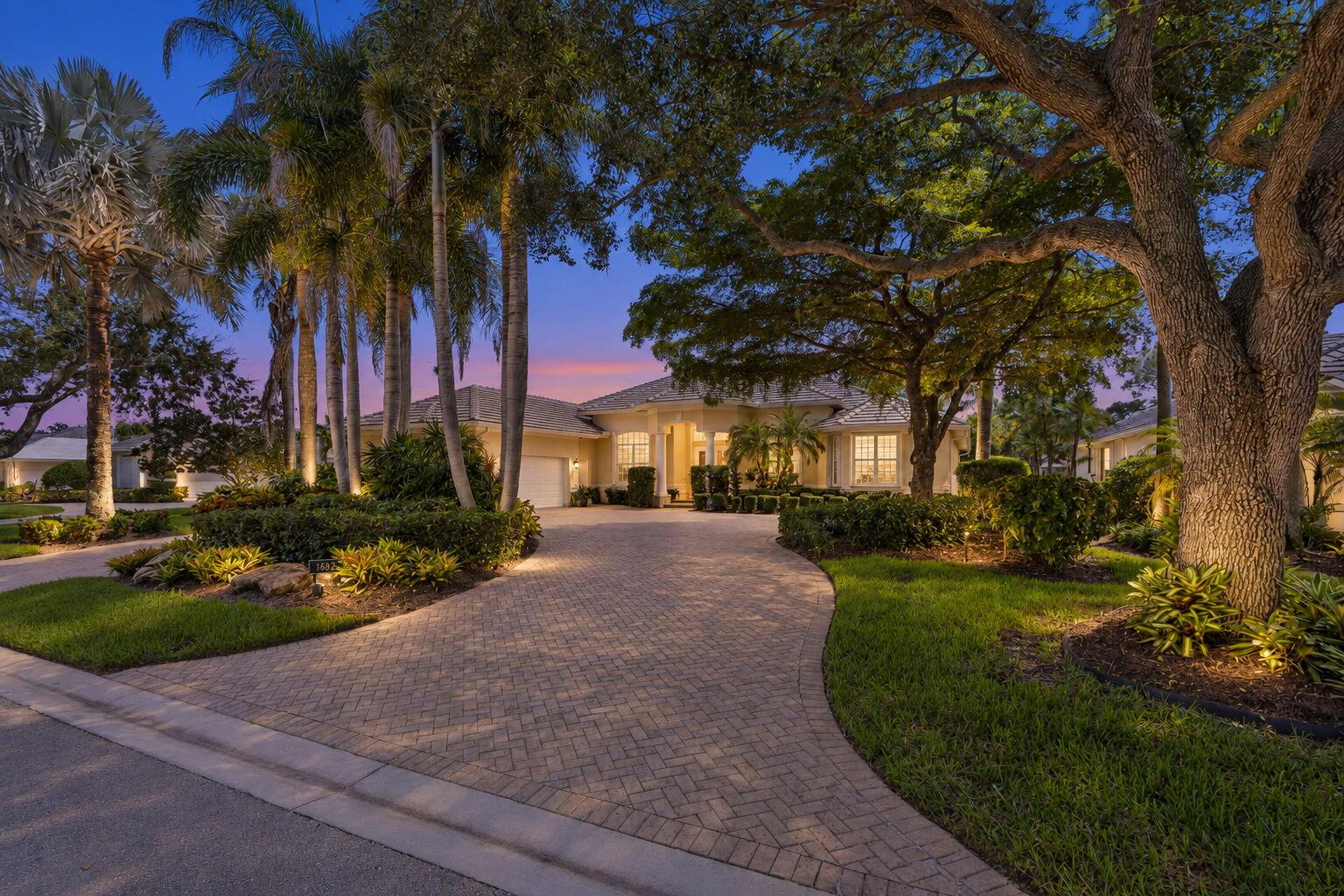 1682 SW Foxpoint Trail — photo
