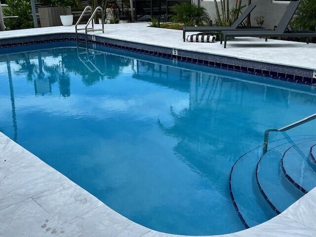 643 Kensington Place 643 — photo